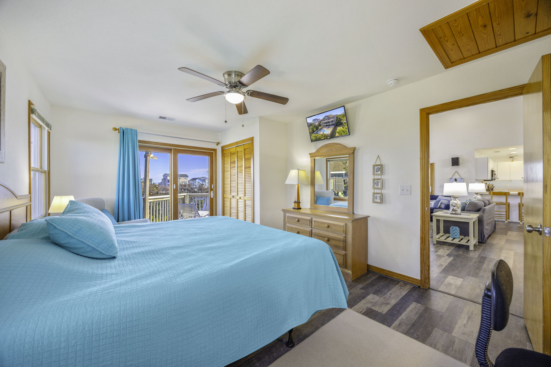 Surf Or Sound Realty 393 Sandfiddler Bedroom 1 2