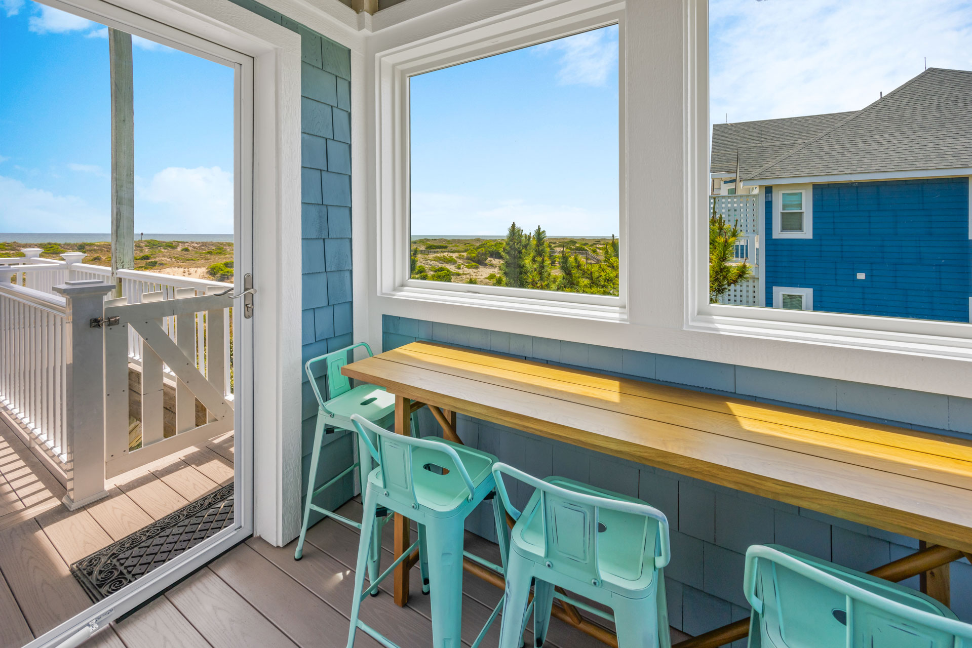 Surf Or Sound Realty 1040 Dolphin's Watch Porch
