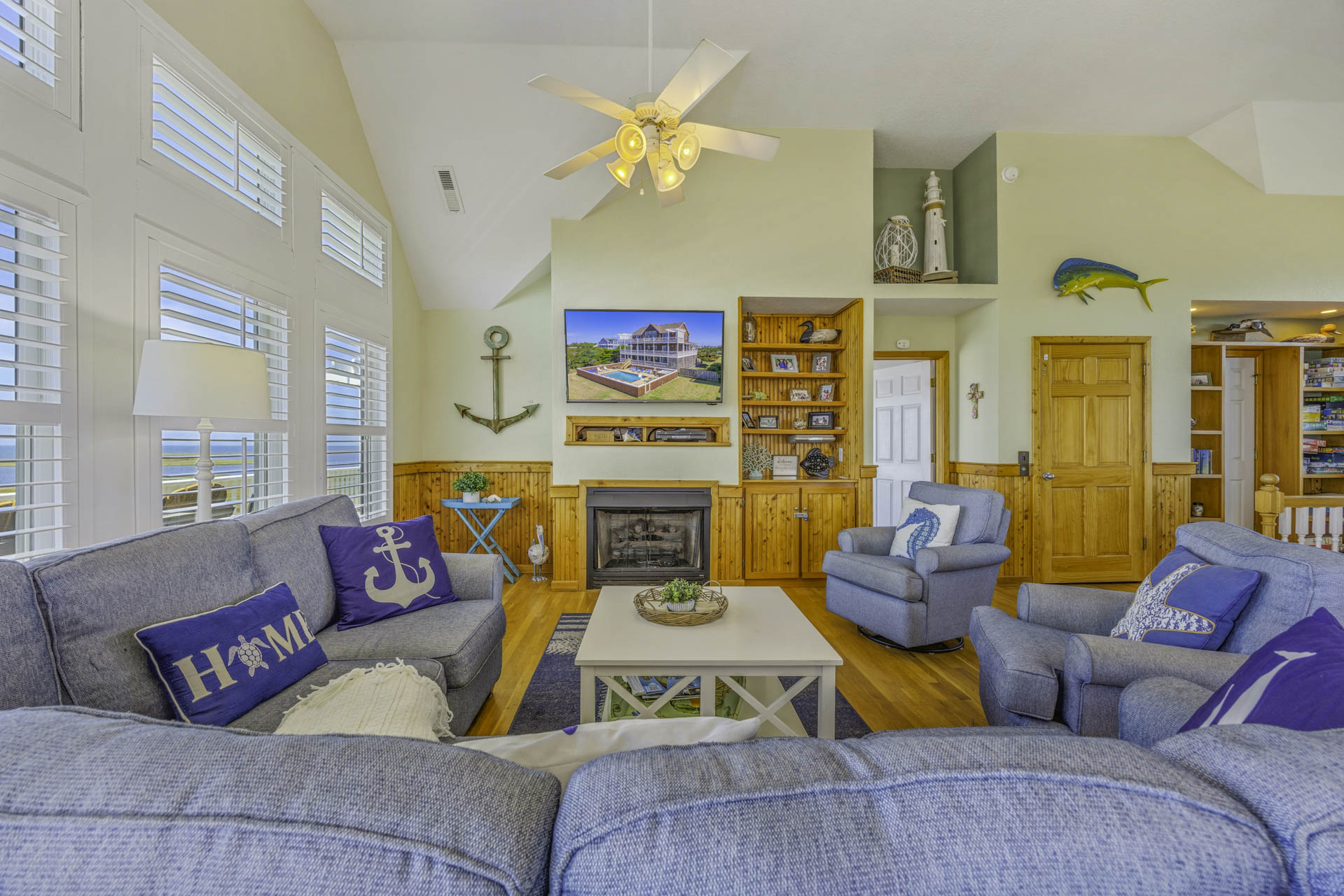 Surf Or Sound Realty 339 Salvo Sunsets Great Room 2