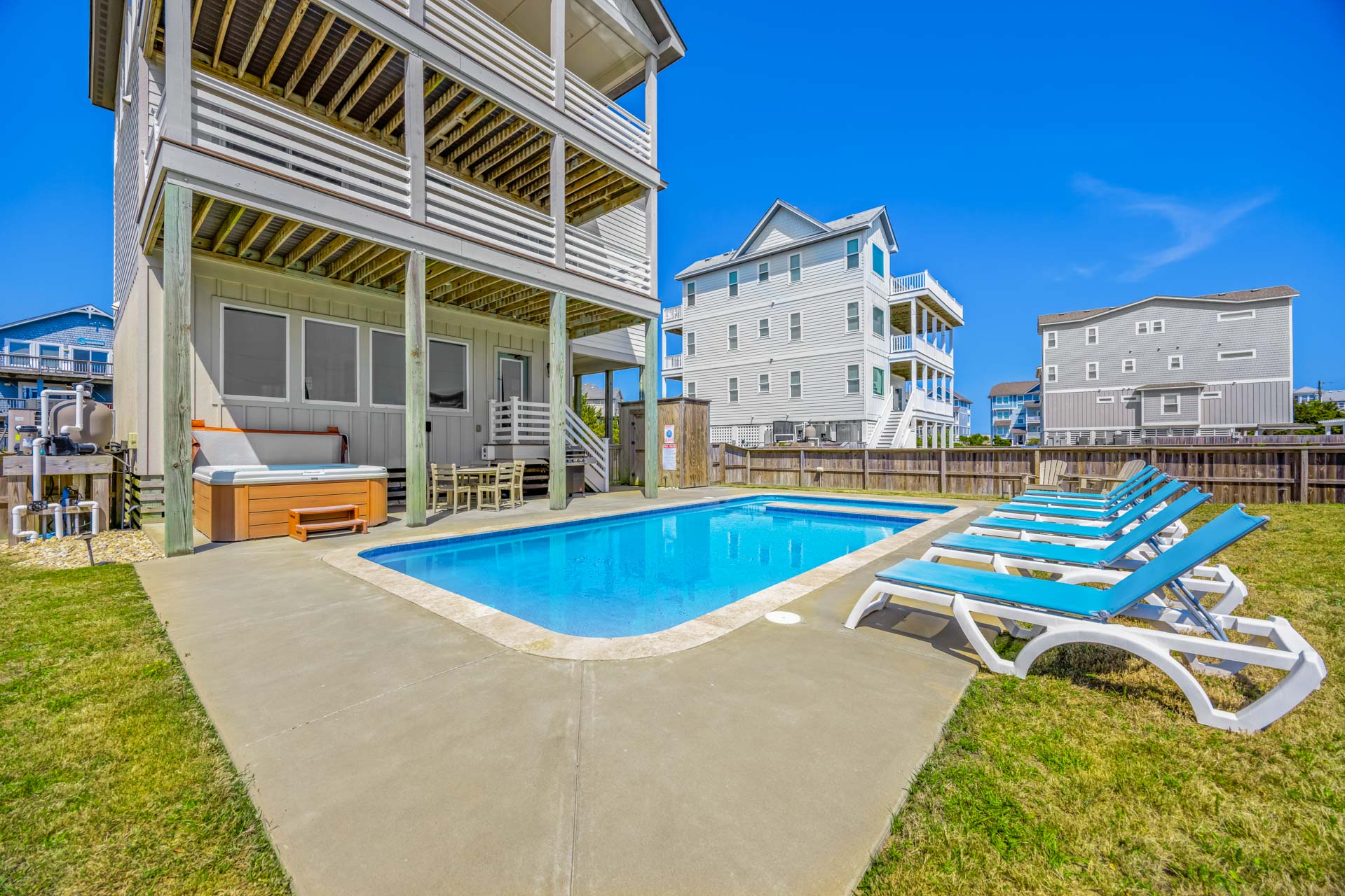 Surf Or Sound Realty 884 Starfish Story Pool Area 4