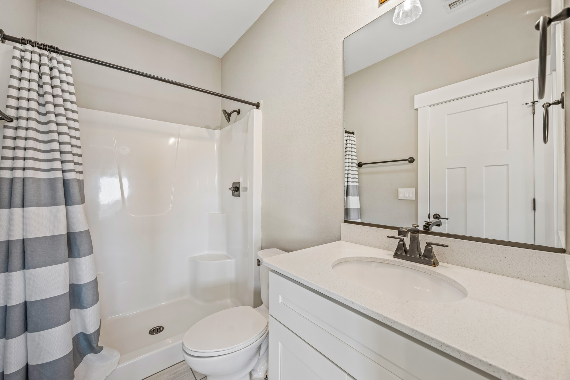 Surf Or Sound Realty 884 Starfish Story Bedroom 6 3