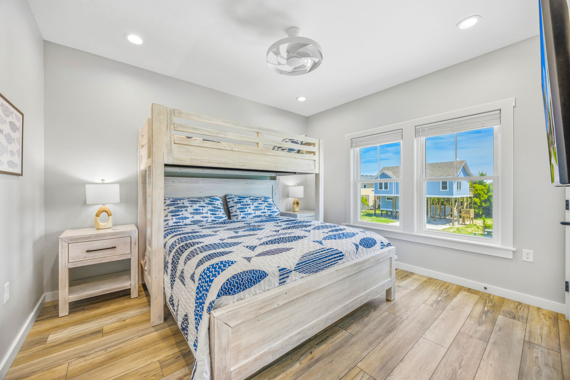 Surf Or Sound Realty 1234 Turtle Watch Bedroom 3 1
