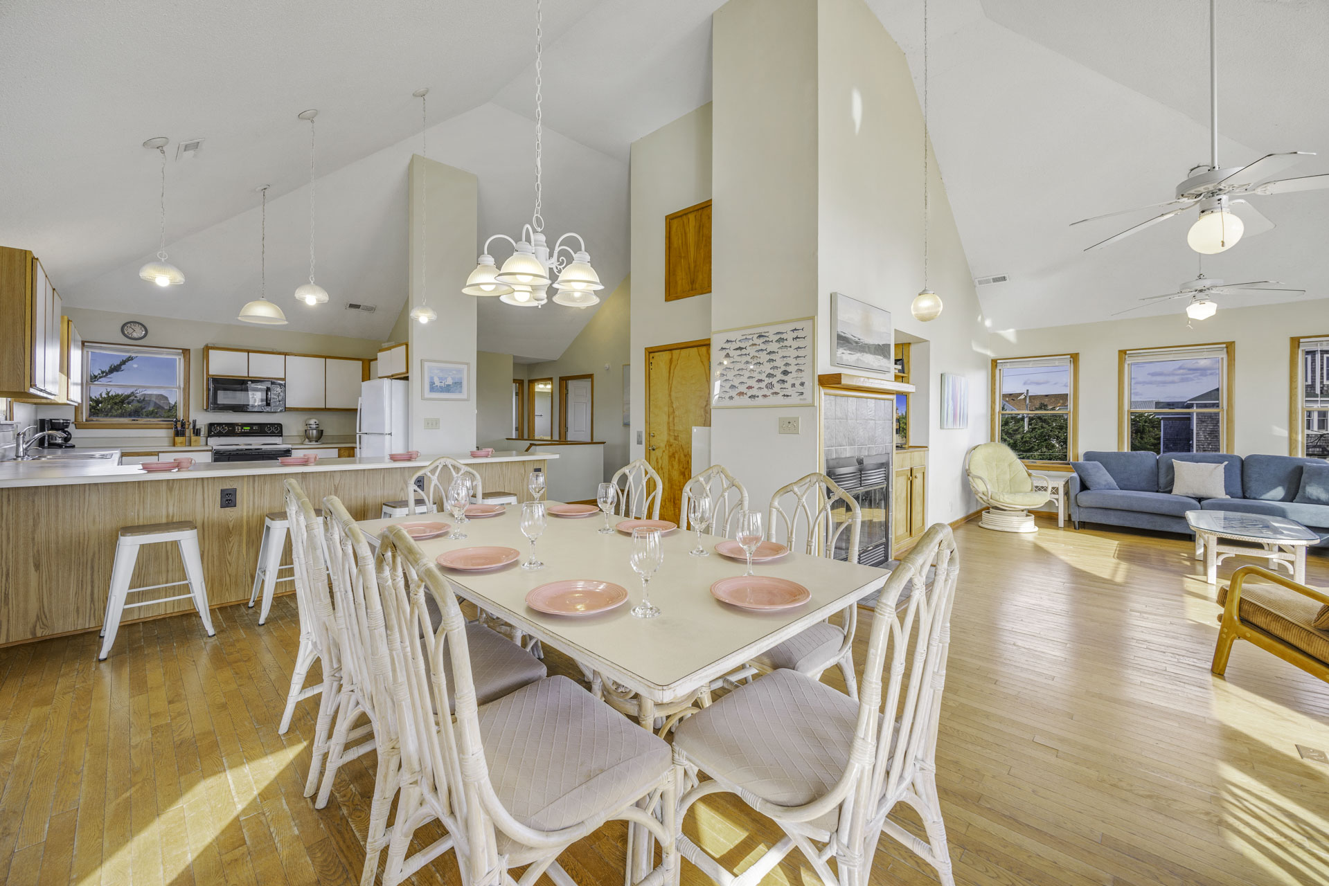 Surf Or Sound Realty 753 Longview Dining Area 3