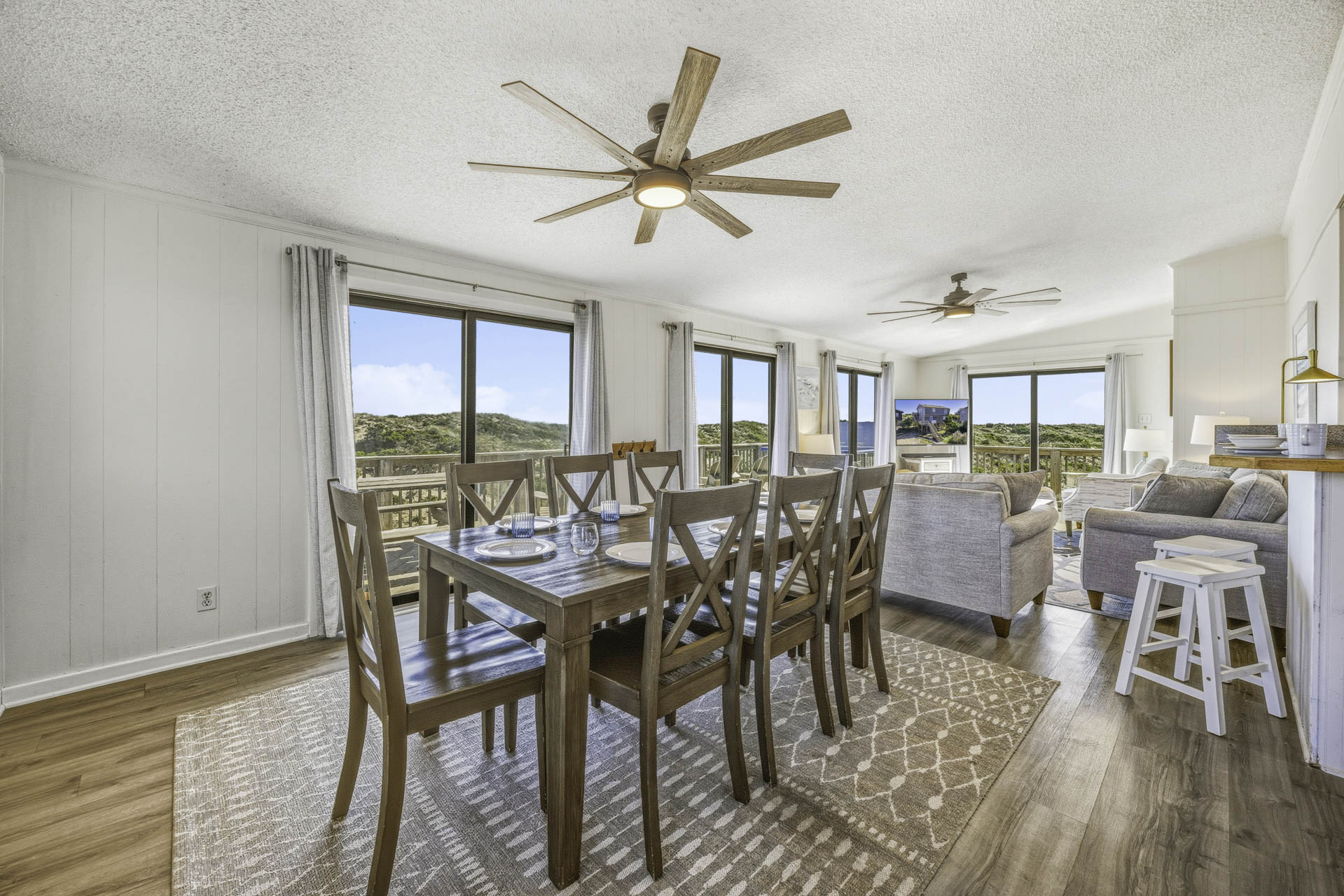 Surf Or Sound Realty 1229 Kinnakeet Dunes Dining Area 1