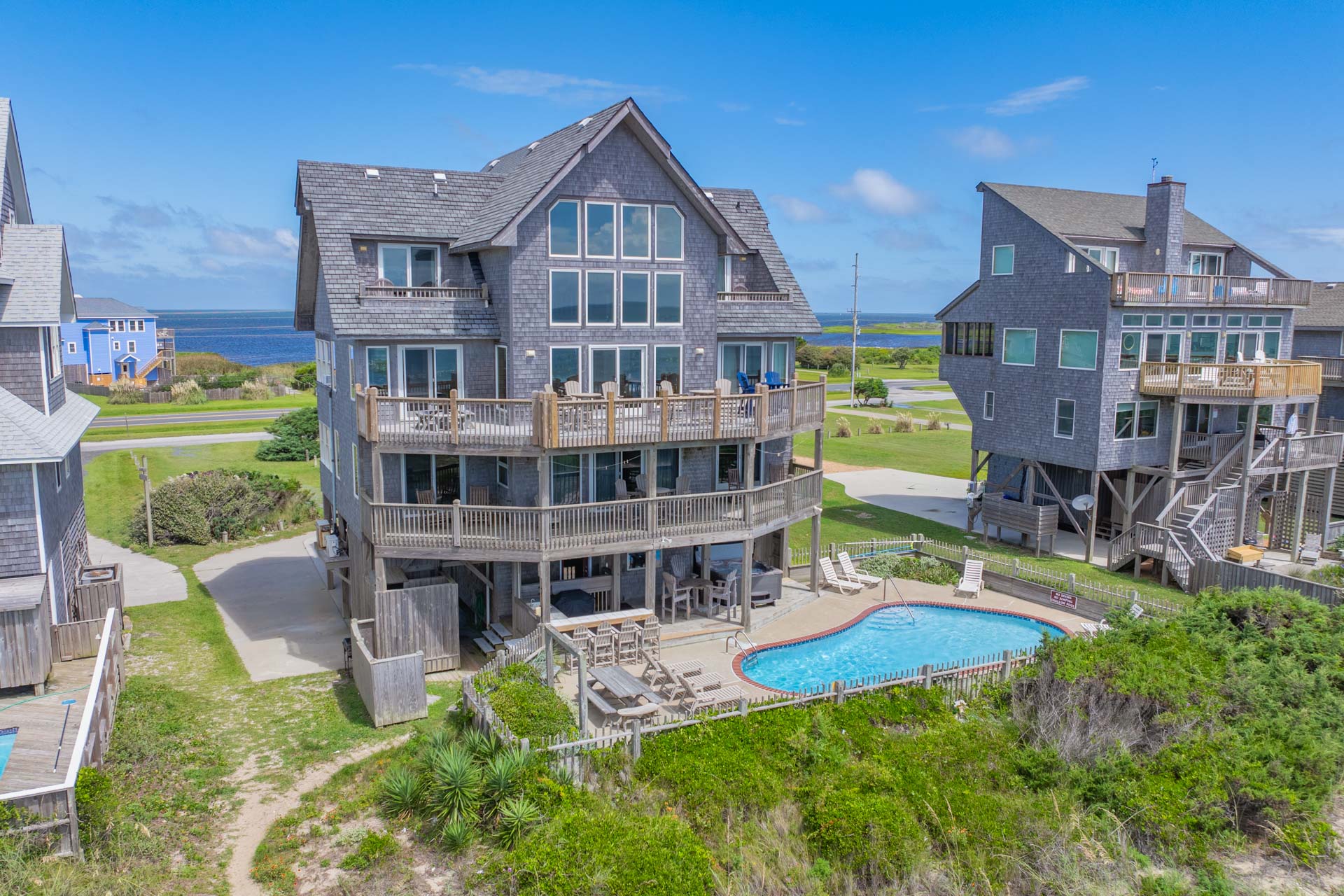 Surf Or Sound Realty 766 Surf's Up Exterior 11