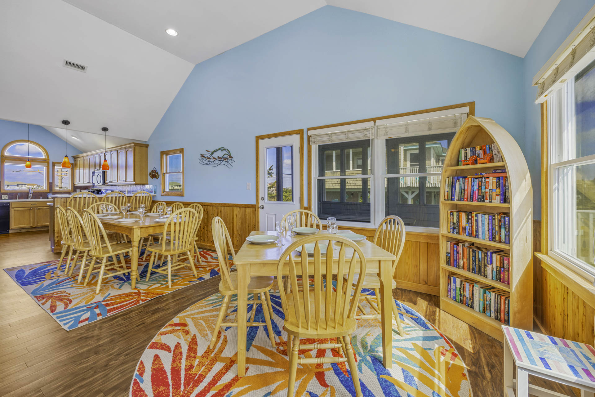 Surf Or Sound Realty 725 Sea Winds Dining Area 1