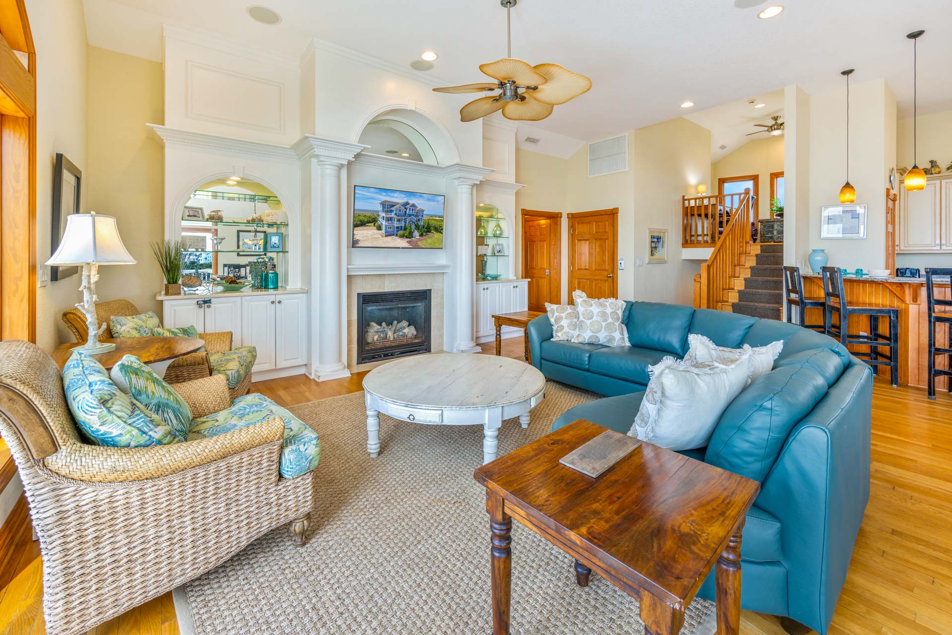 Surf Or Sound Realty 1029 Sunset Serenade Great Room 3