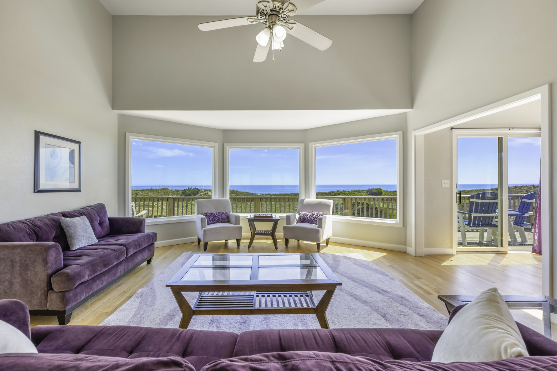 Surf Or Sound Realty 743 Champagne Views Great Room 2