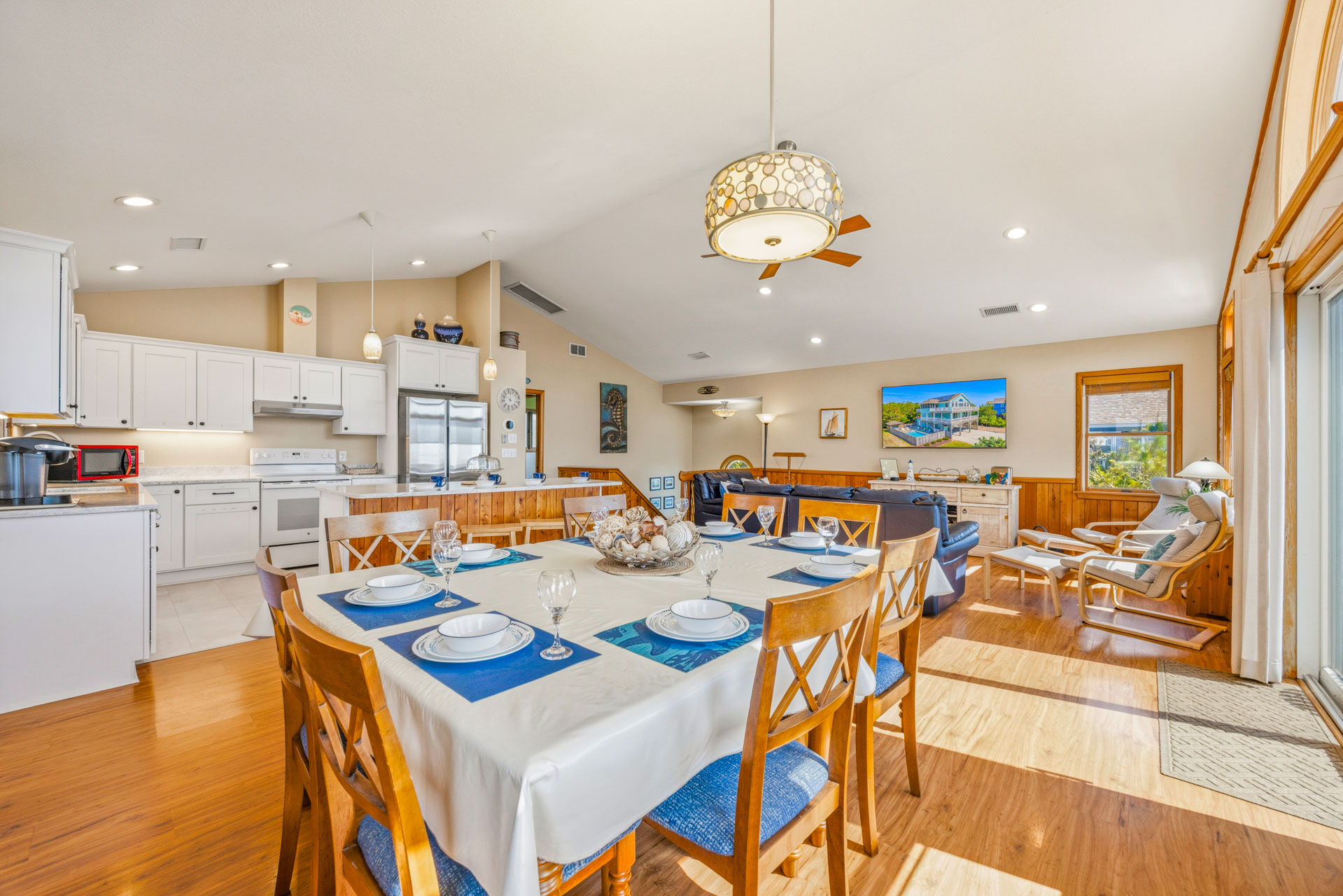 Surf Or Sound Realty 96 Ocean Vista Dining Area 3