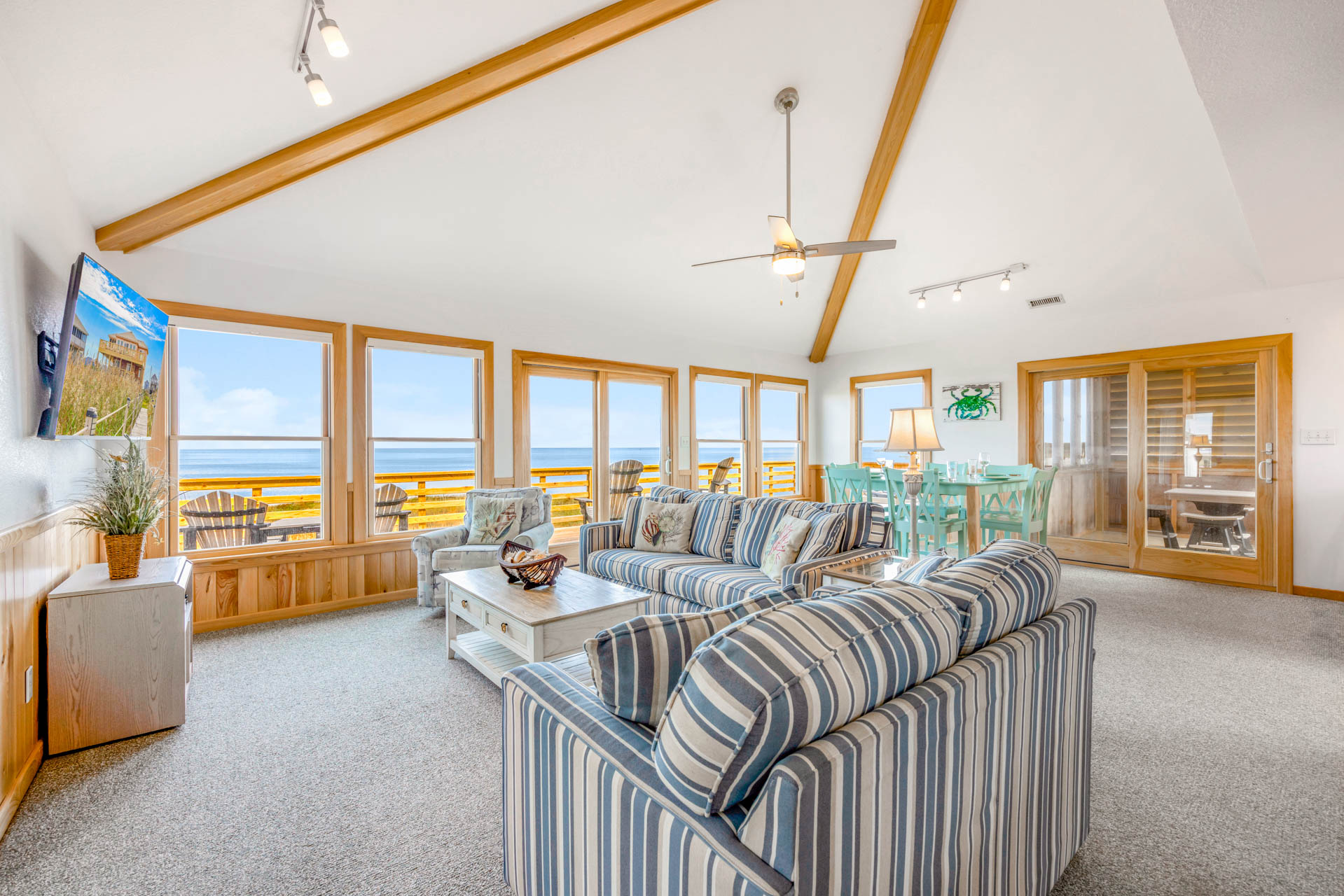 Surf Or Sound Realty 191 Windsurfer Great Room 1