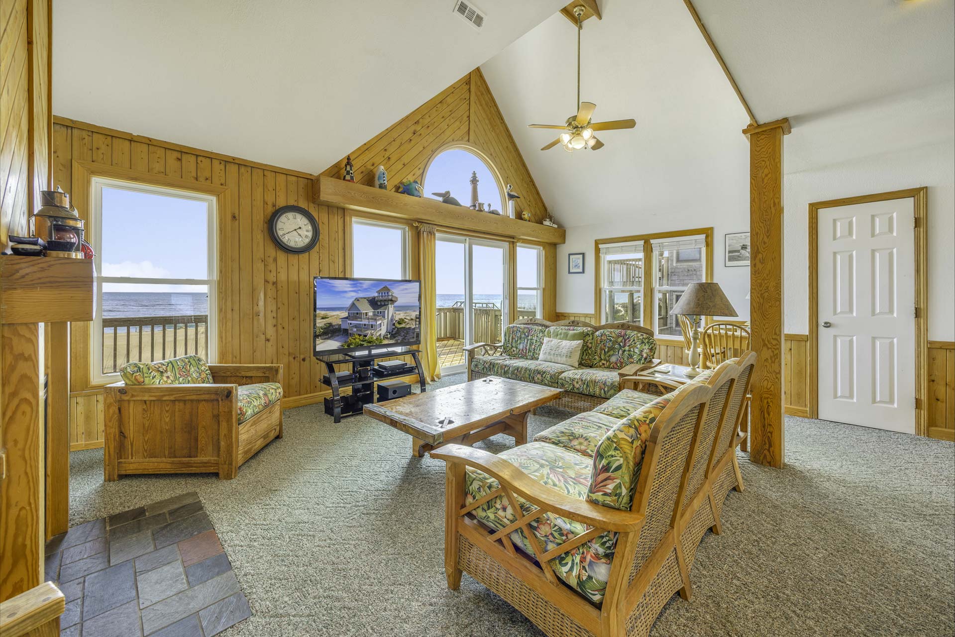 Surf Or Sound Realty 1239 Why Knot Great Room 5