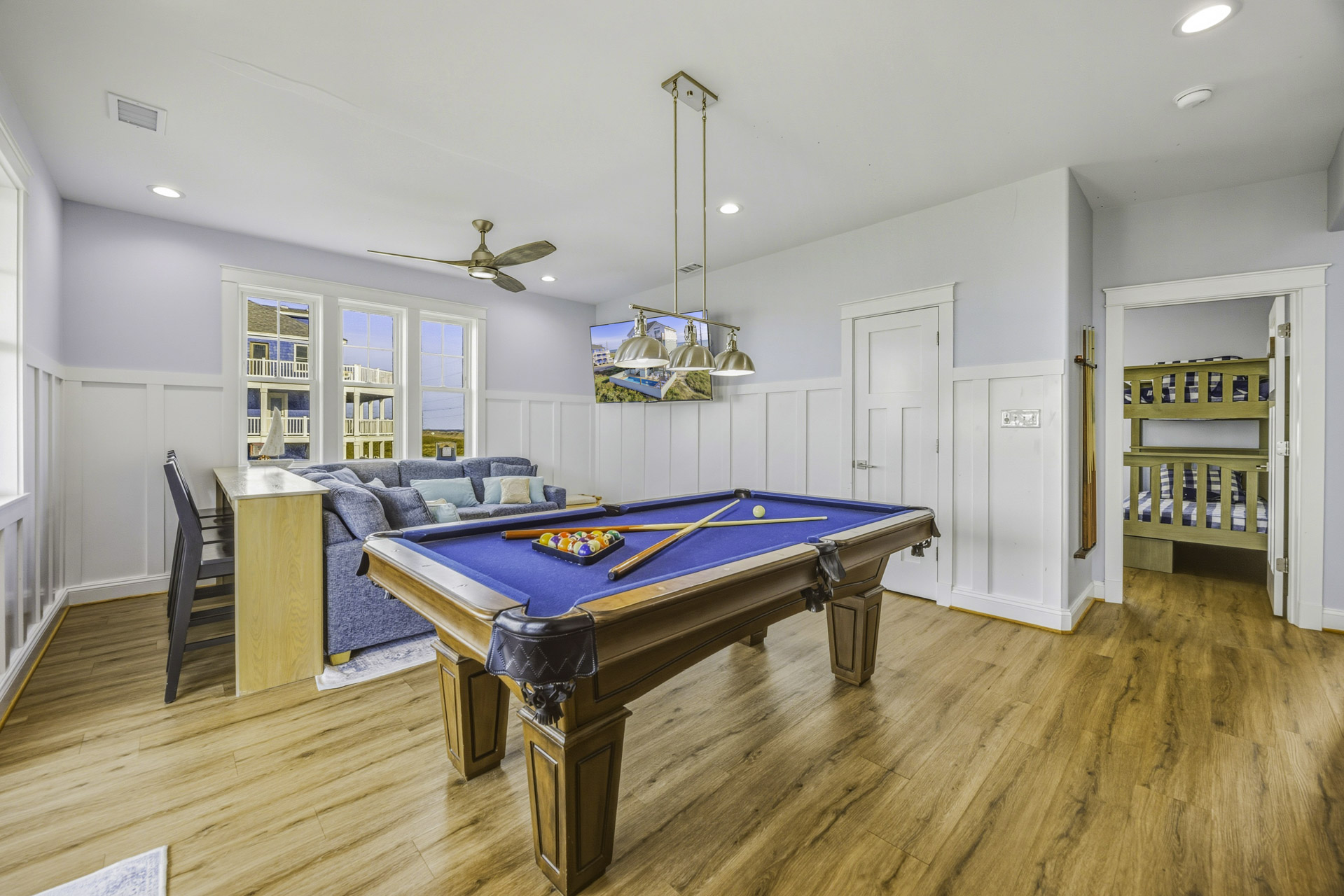 Surf Or Sound Realty 1000 Bellavues Game Room 4