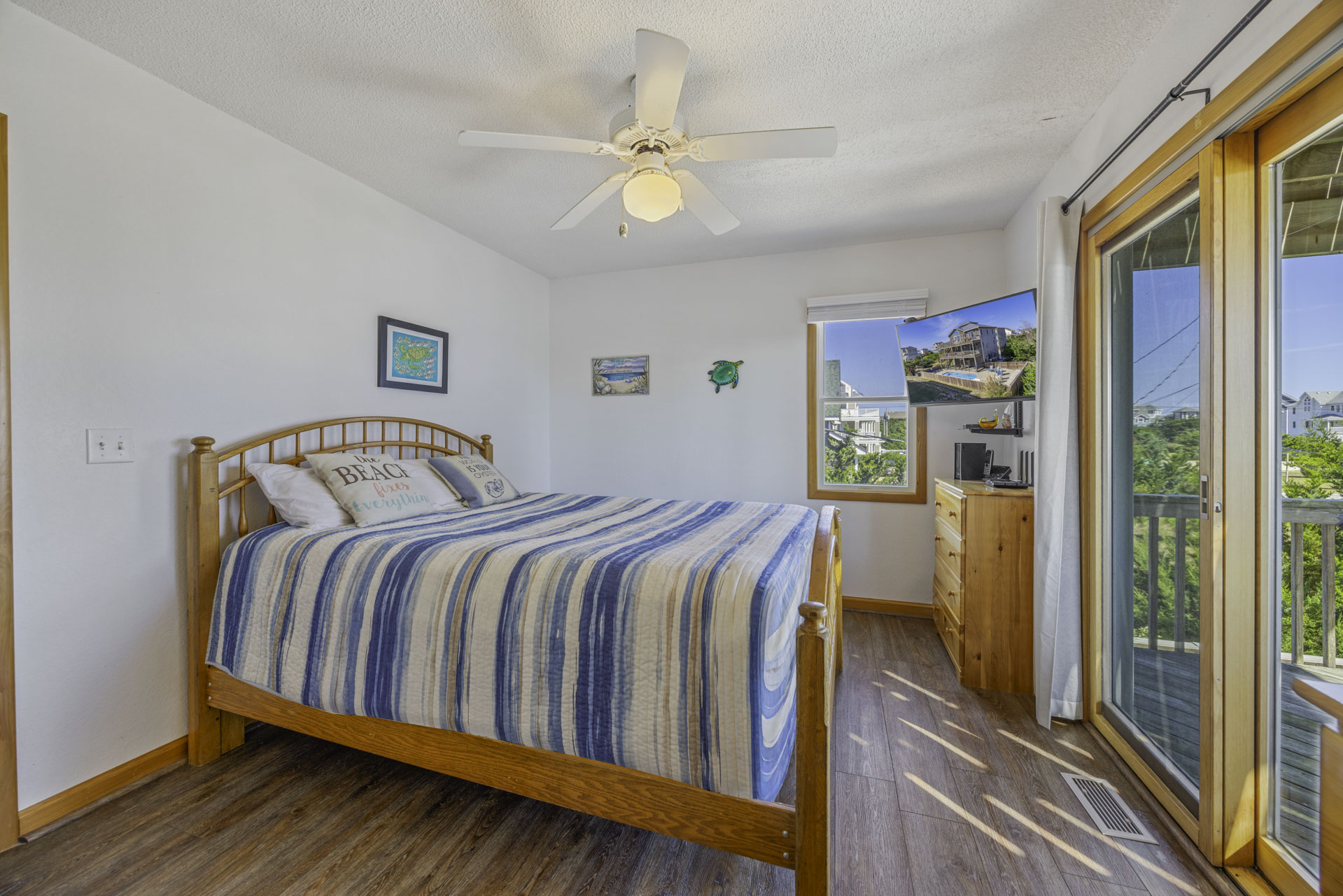 Surf Or Sound Realty 854 Crewe's Nest Bedroom 3 2