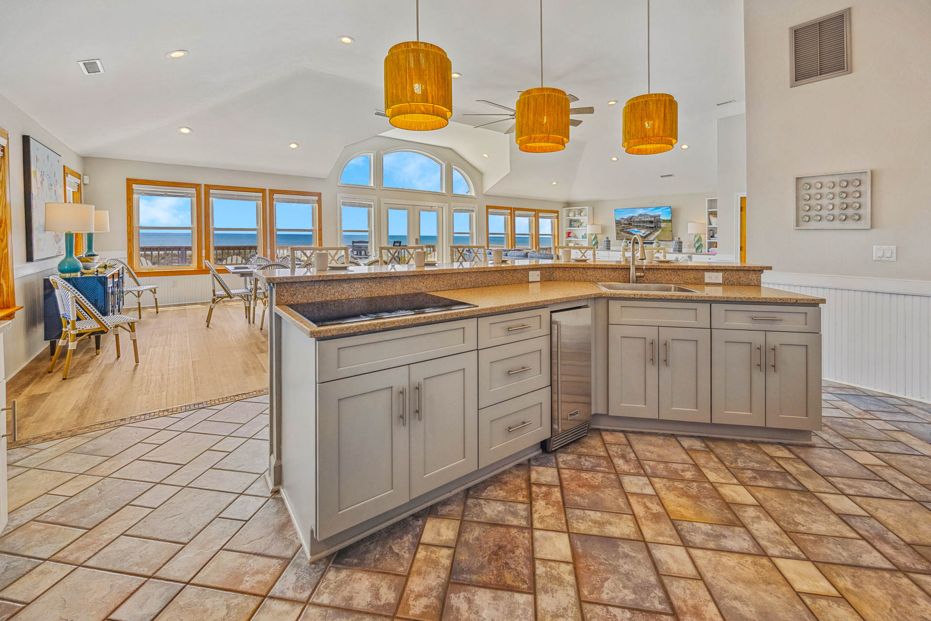 Surf Or Sound Realty 1065 Shorehouse Kitchen 4