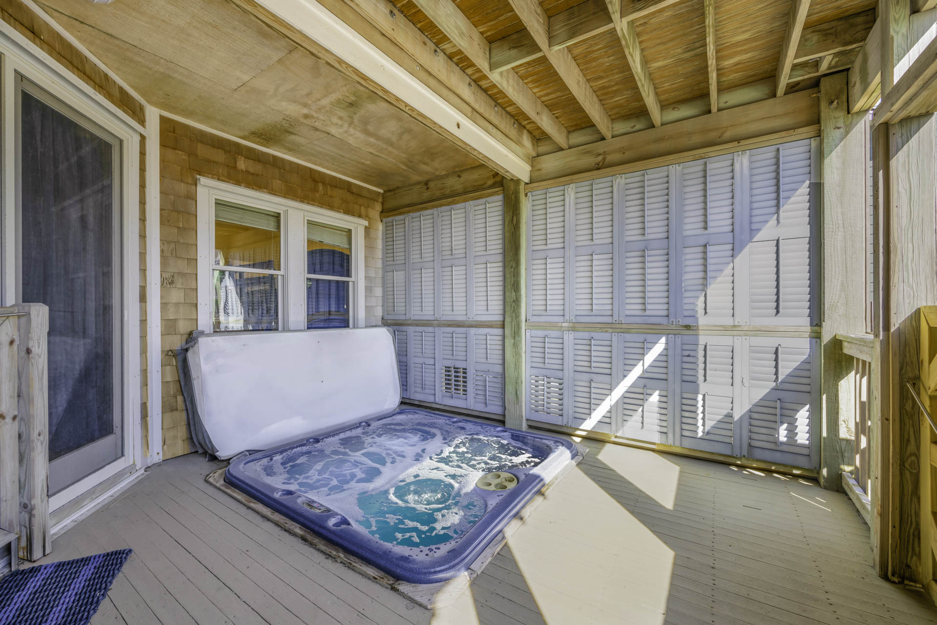 Surf Or Sound Realty 1232 Hatteras Memories Hot Tub