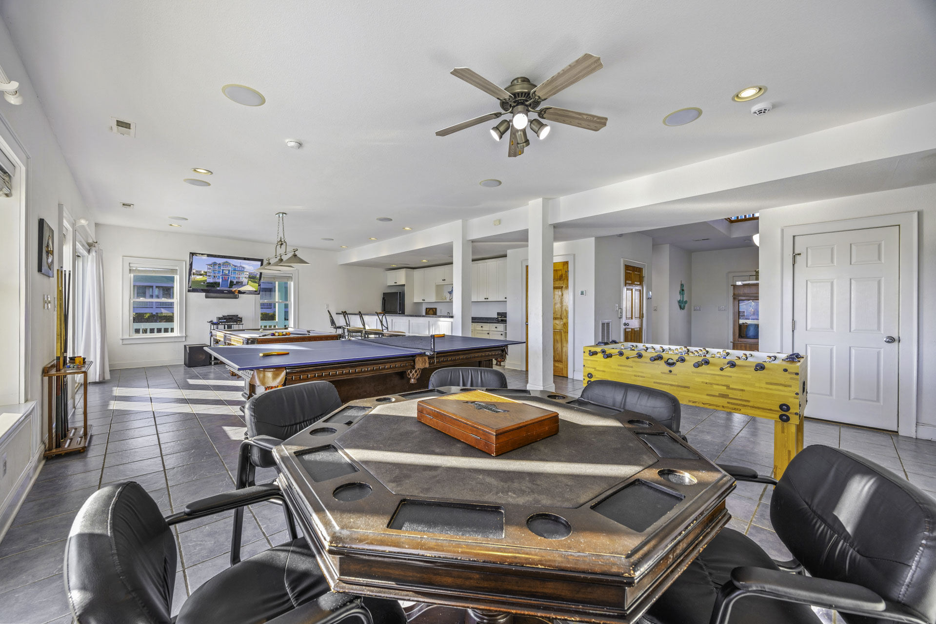 Surf Or Sound Realty 534 Peaceful Retreat Game Room 8