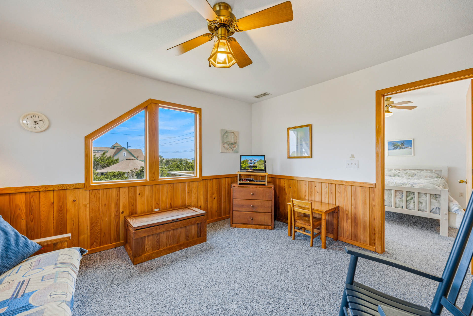 Surf Or Sound Realty 1252 Tern Inn Den 2