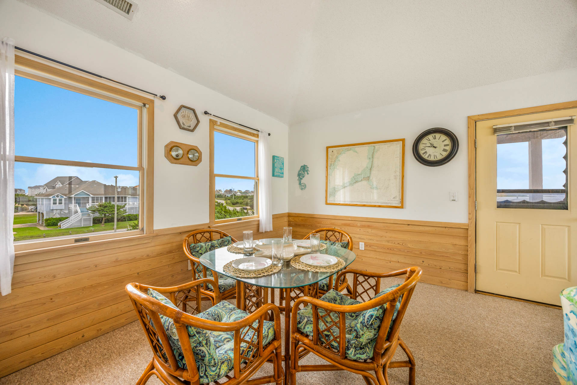 Surf Or Sound Realty 278 2Nd Wind Dining Area 3