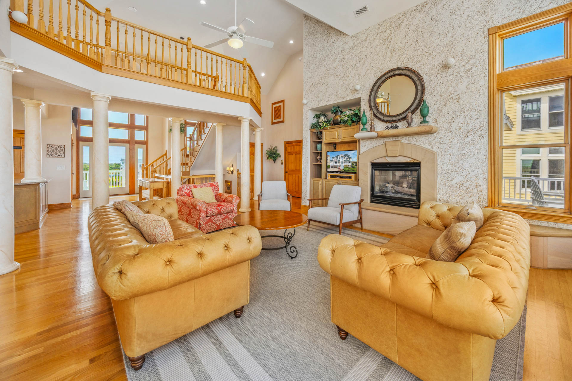 Surf Or Sound Realty 333 Bramasole Great Room 4