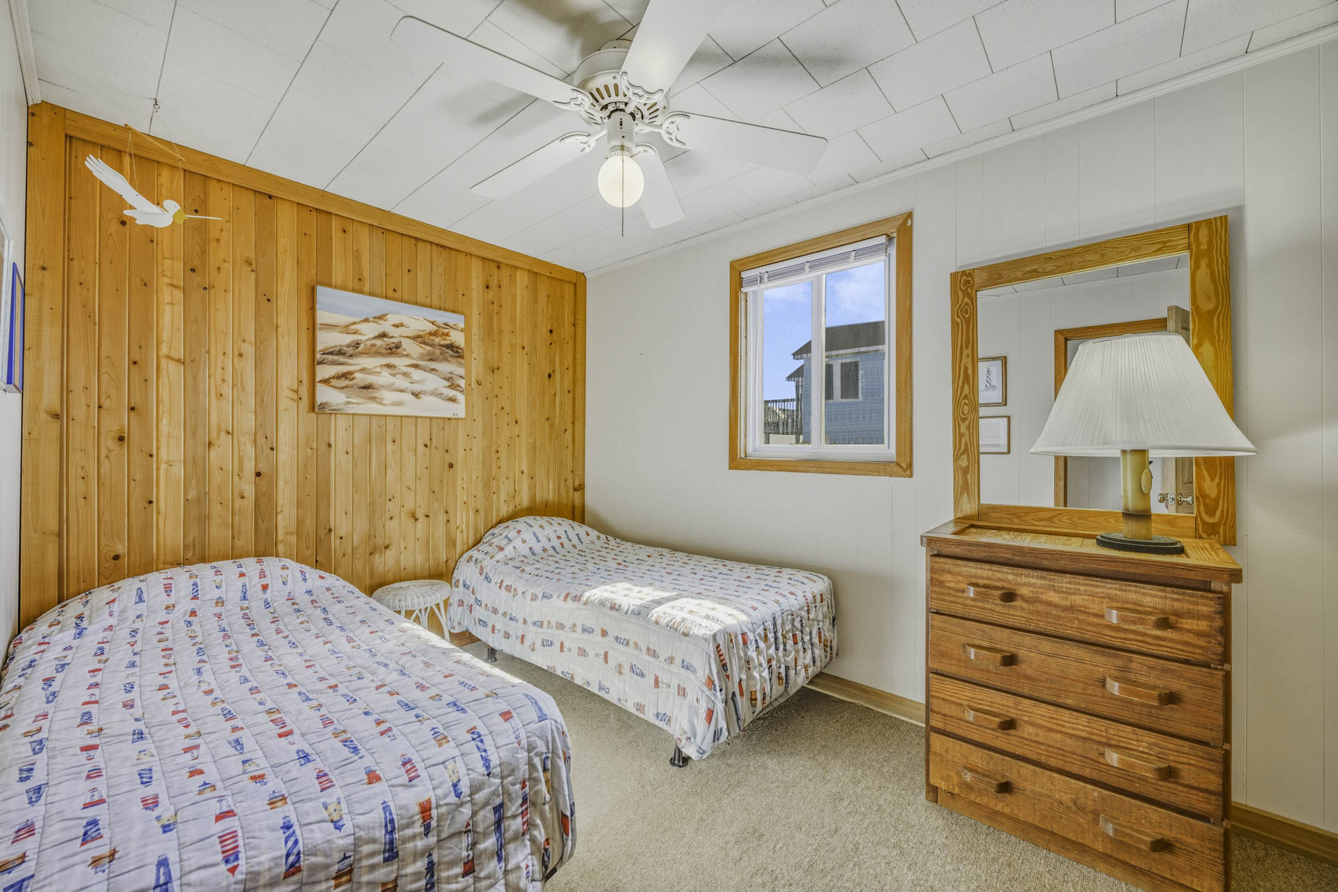 Surf Or Sound Realty 15 Driftwood Bedroom 3