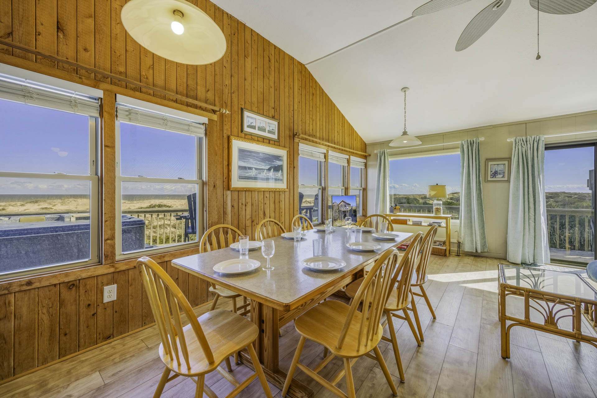 Surf Or Sound Realty 874 Bella Beach Box Dining Area 3