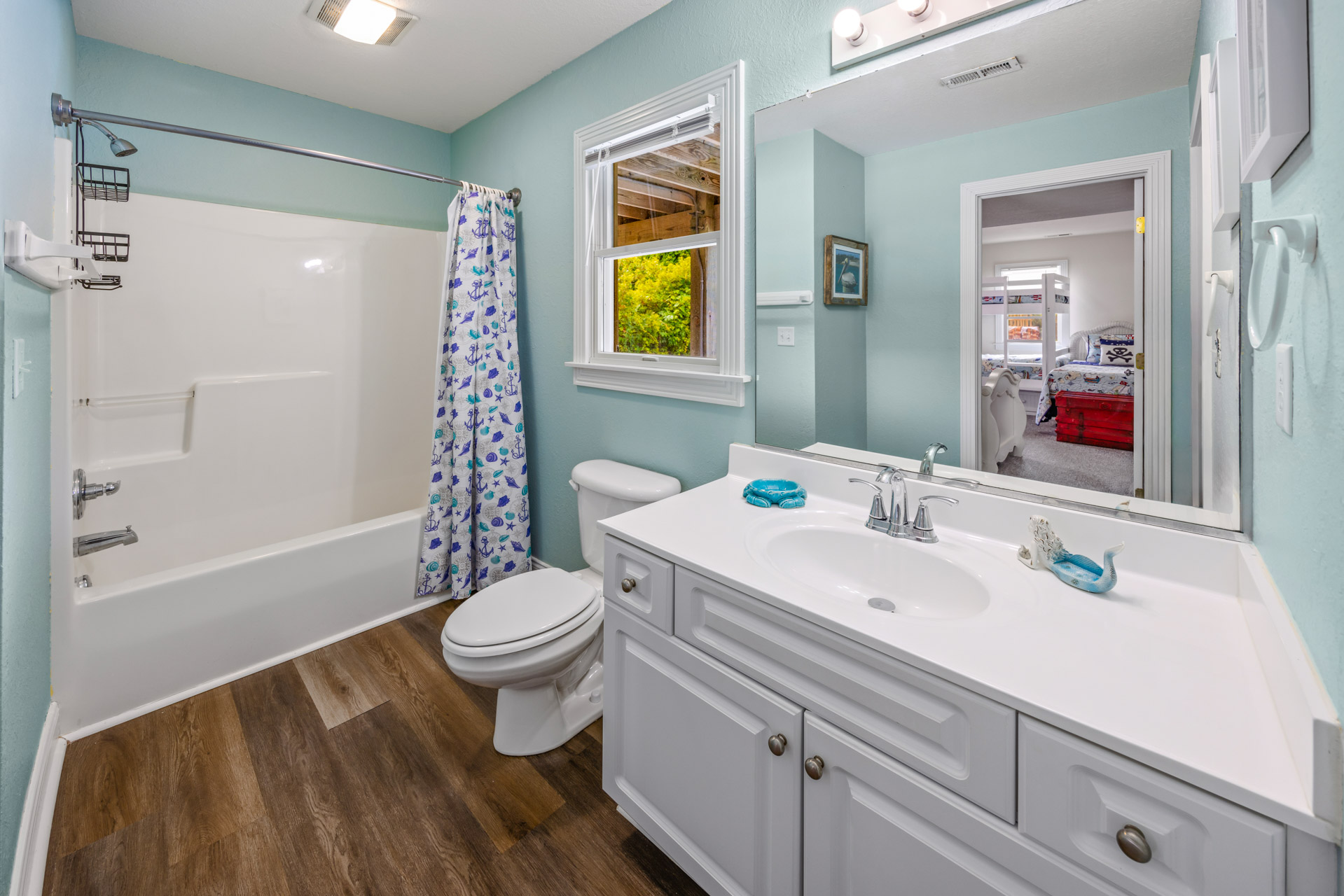 Surf Or Sound Realty 452 Isle Be Breezy Bedroom 6 3