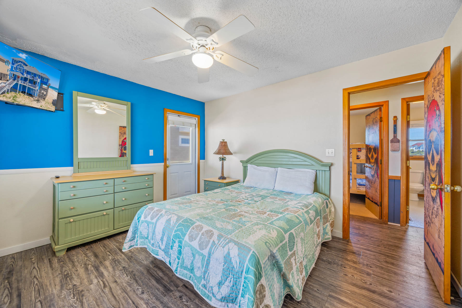 Surf Or Sound Realty 1111 Beachfront Pirates Bedroom 4 2