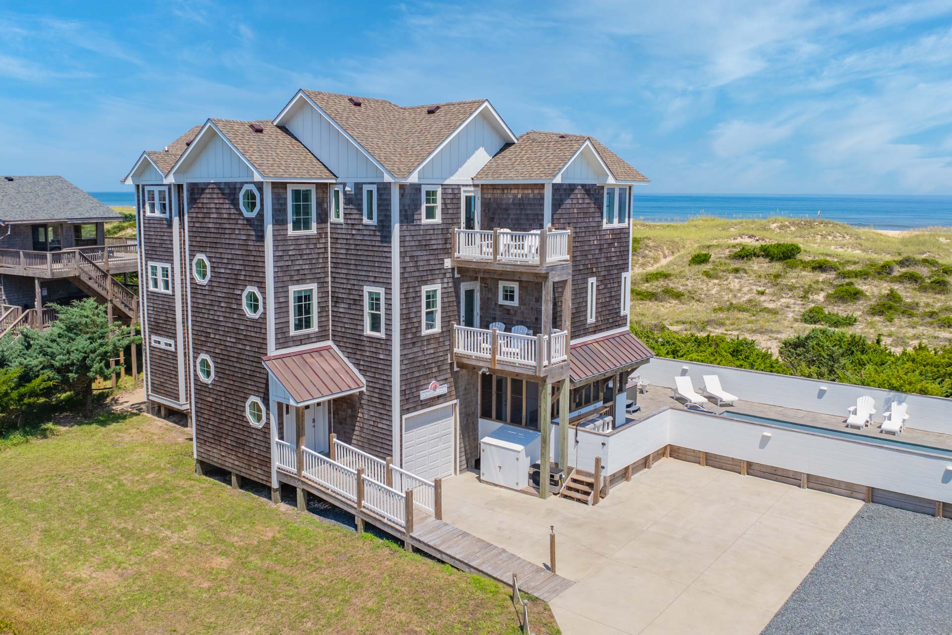 Surf Or Sound Realty 990 Dawn Treader Exterior 11