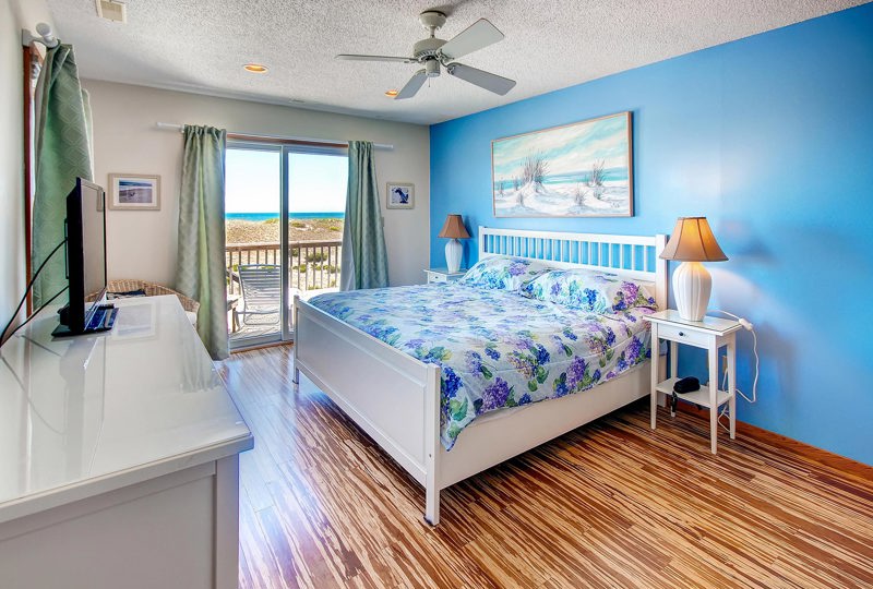 Almost Paradise at Salvo 505 Surf or Sound