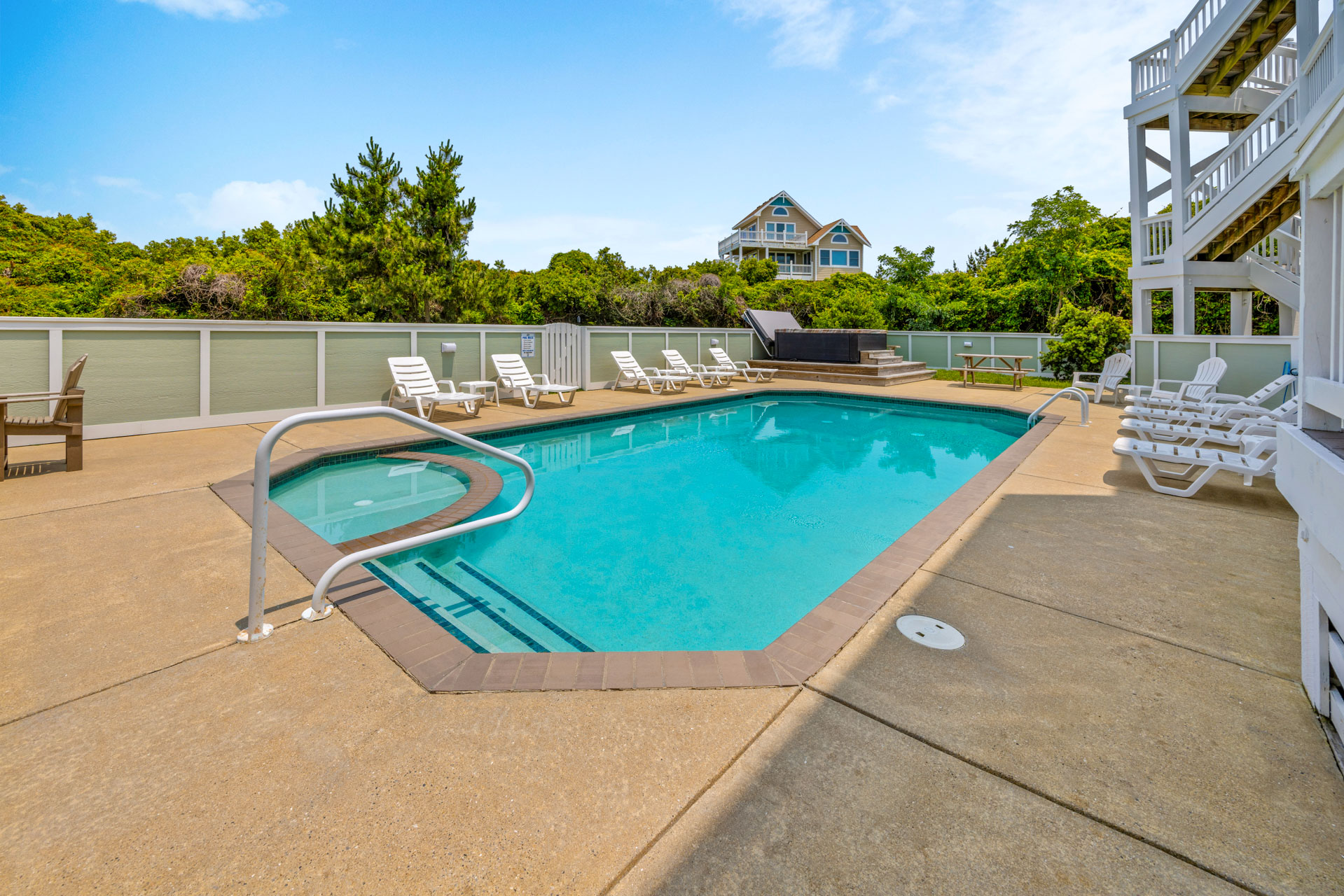 Surf Or Sound Realty 1067 Carolina Bliss Pool Area 4
