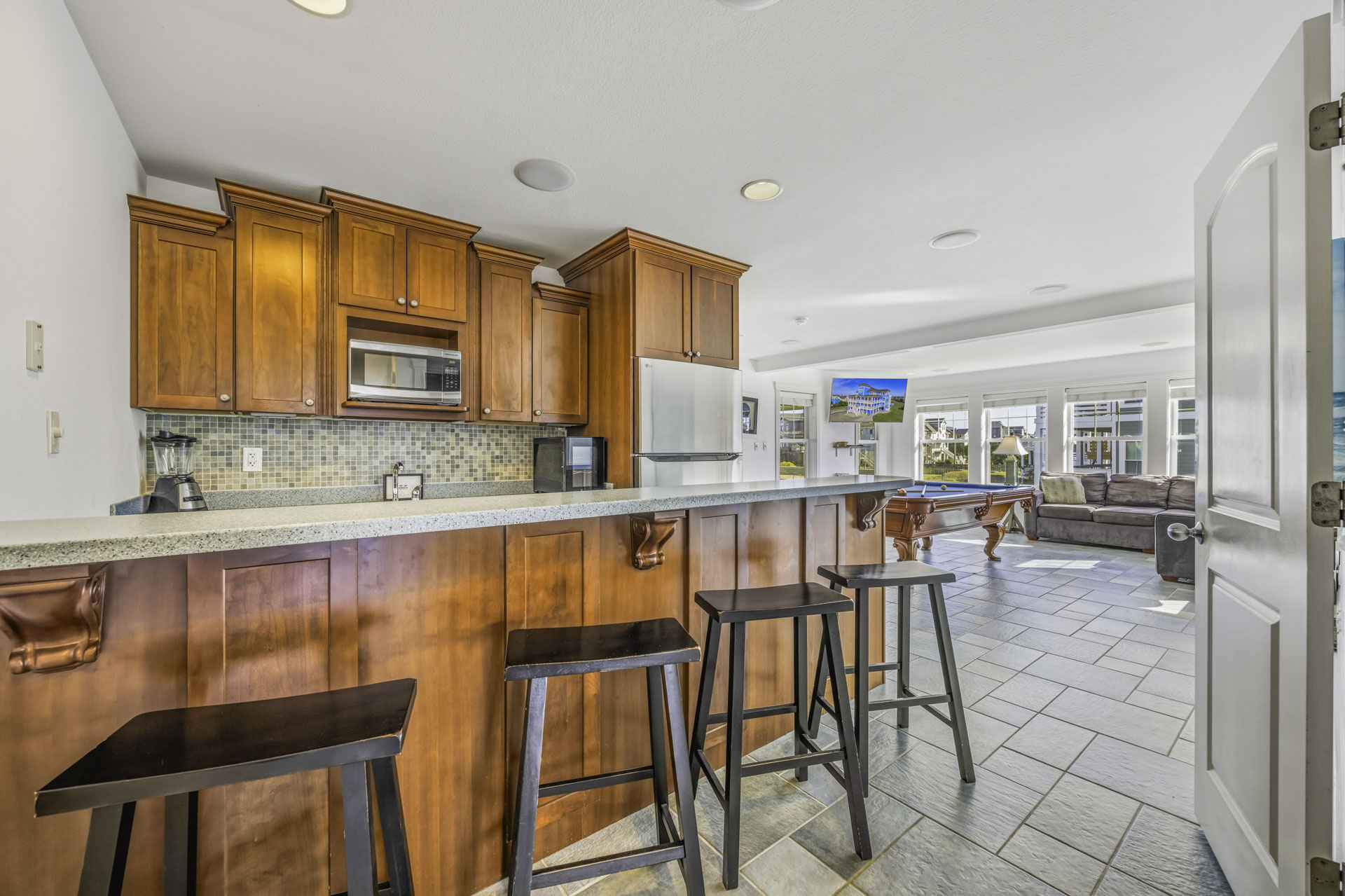 Surf Or Sound Realty 564 High Seas Game Room 1