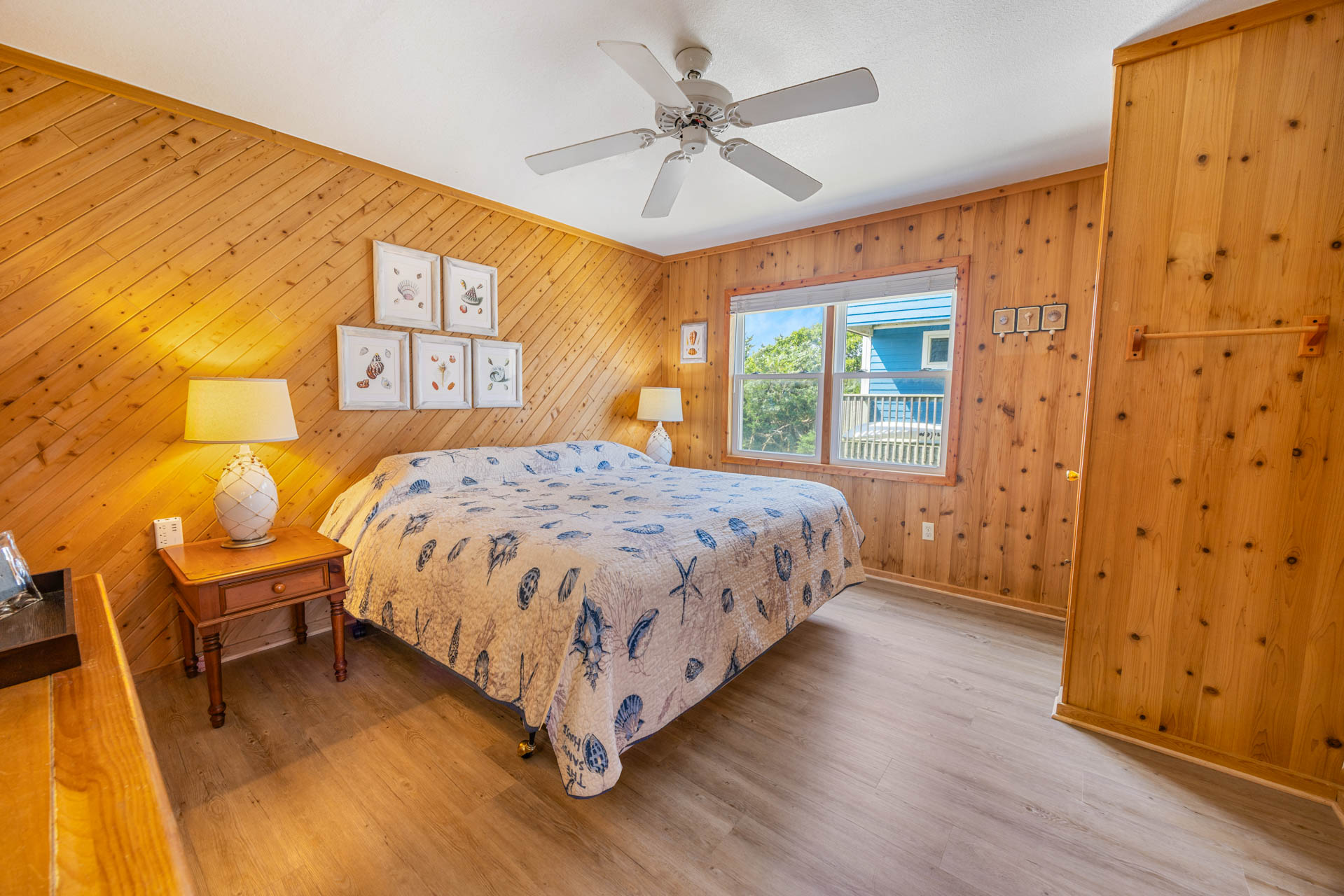 Surf Or Sound Realty 1144 The Sandy House Bedroom 4 1