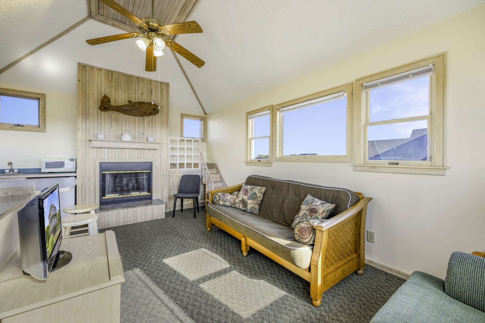 Surf Or Sound Realty 113 Sea Biscuit Loft 1