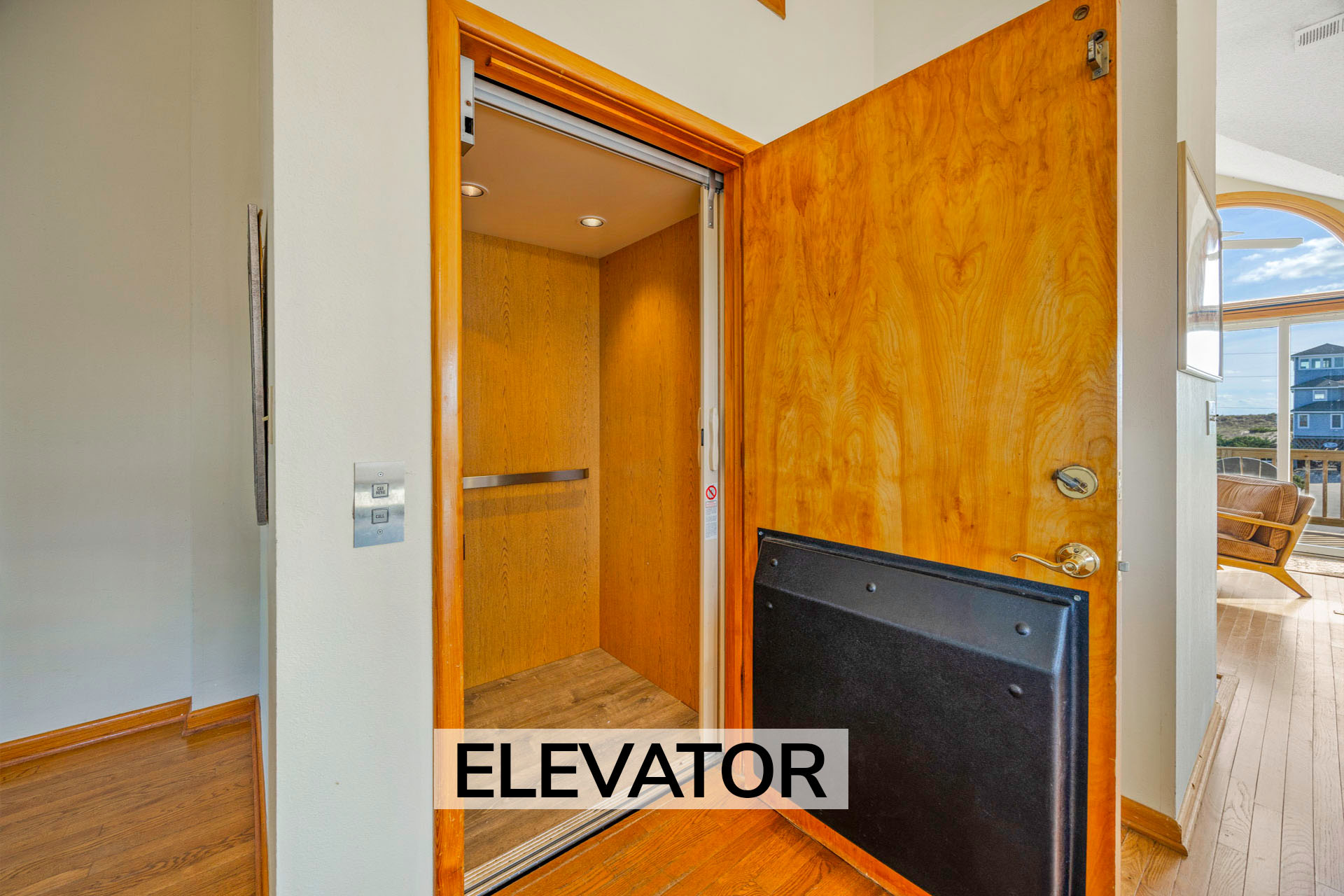 Surf Or Sound Realty 753 Longview Elevator Label