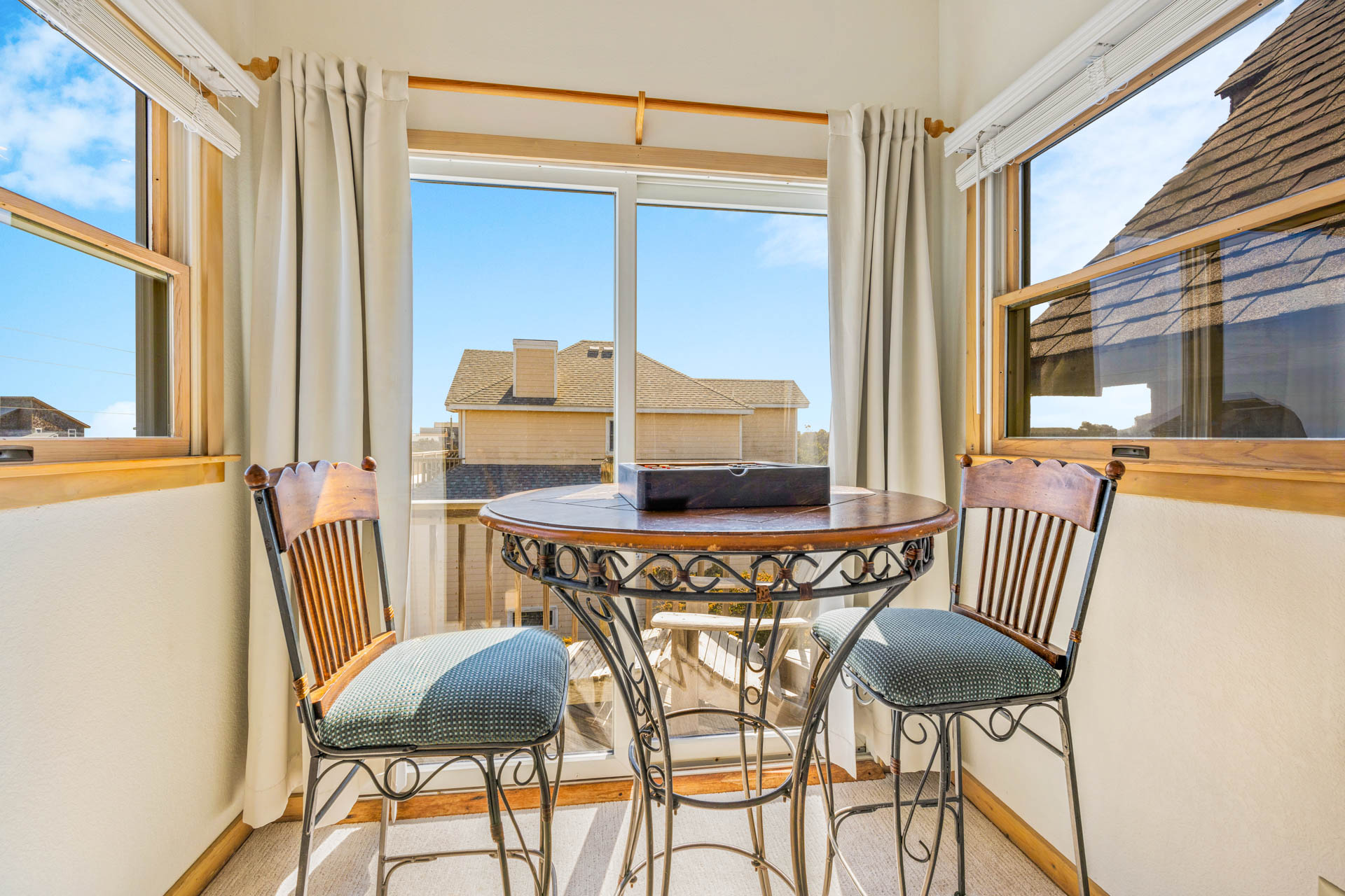Surf Or Sound Realty 1094 Sea Lady Loft