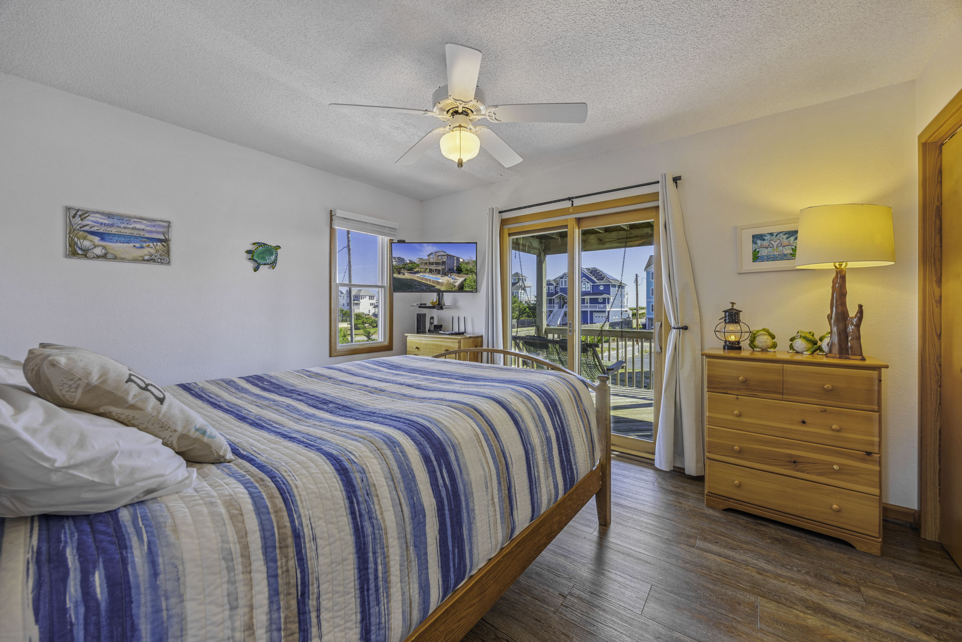 Surf Or Sound Realty 854 Crewe's Nest Bedroom 3 1