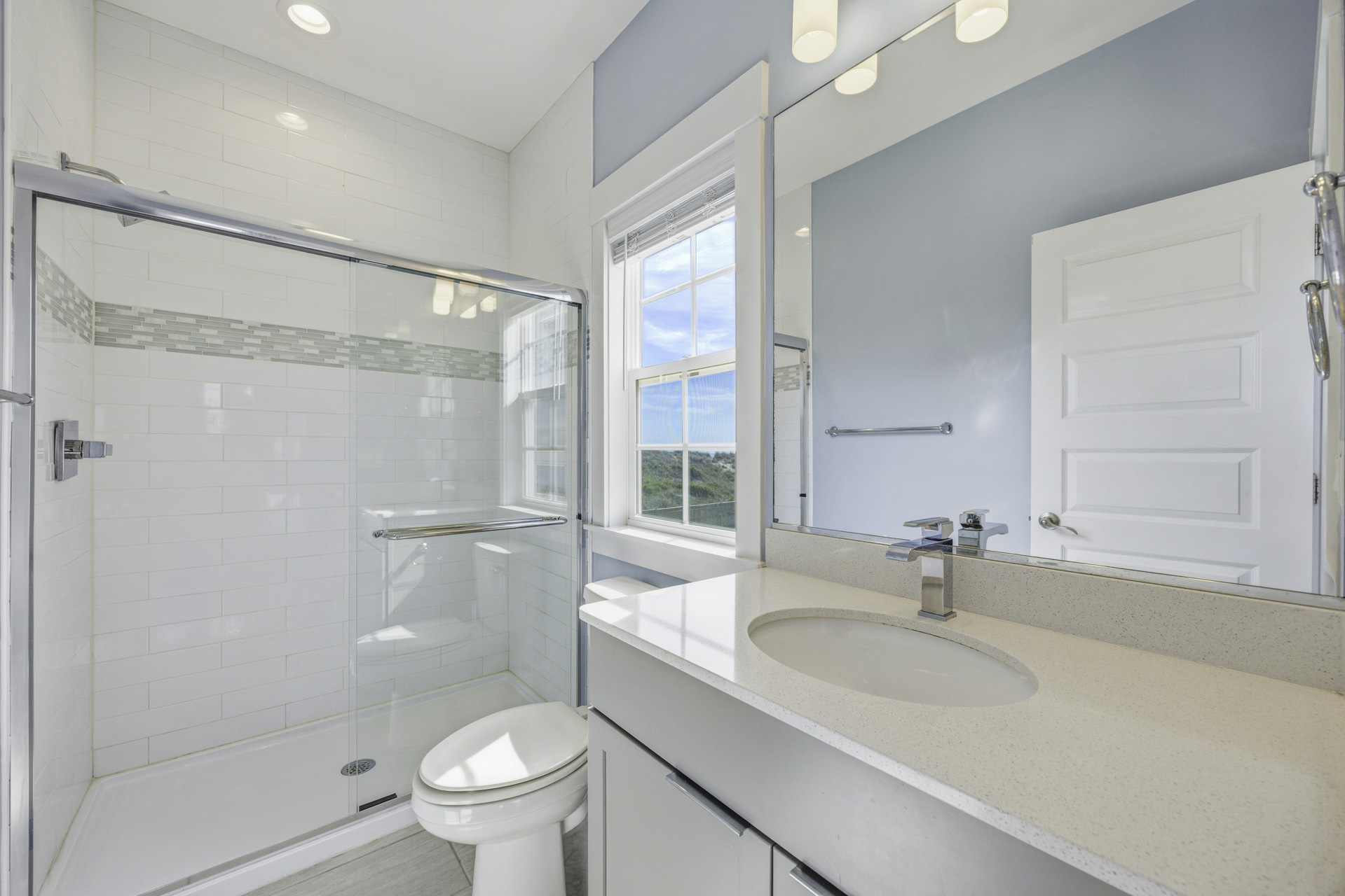 Surf Or Sound Realty 1217 Aqua Sol Bedroom 9 3