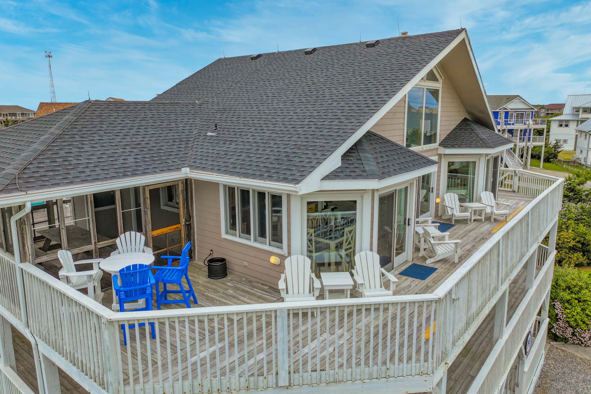 Surf Or Sound Realty 638 The Hatteras House Exterior 5