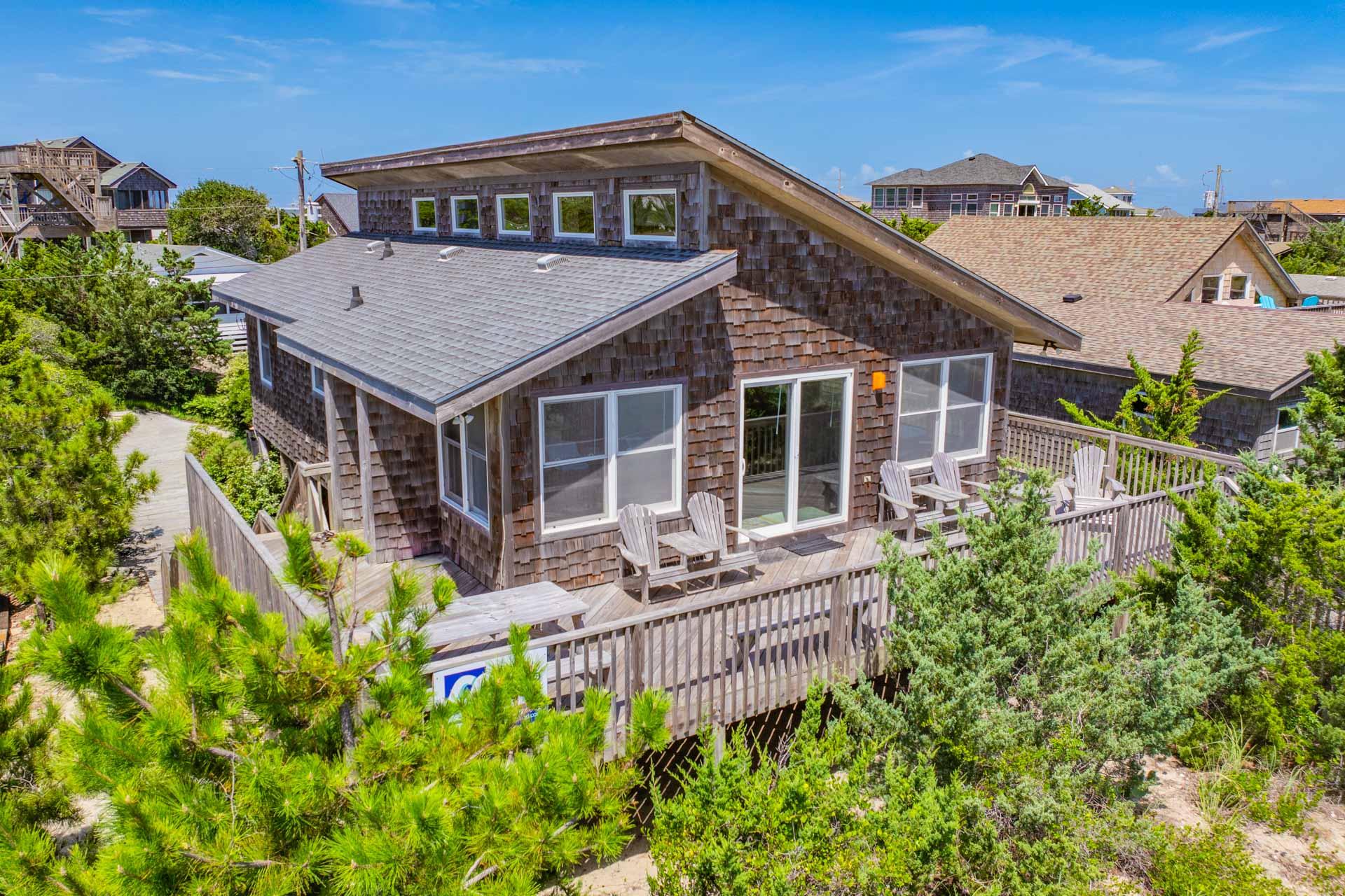 Surf Or Sound Realty 134 Aquarius Exterior 3