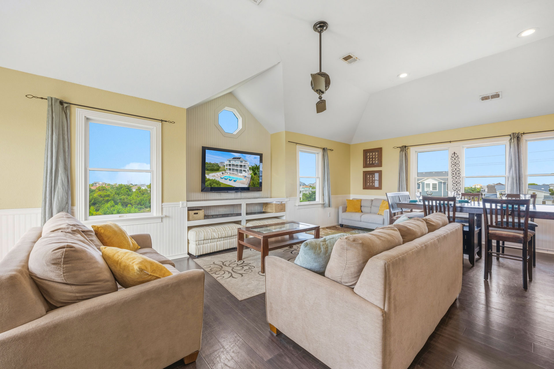 Surf Or Sound Realty 926 Dreamer's Landing Great Room 3