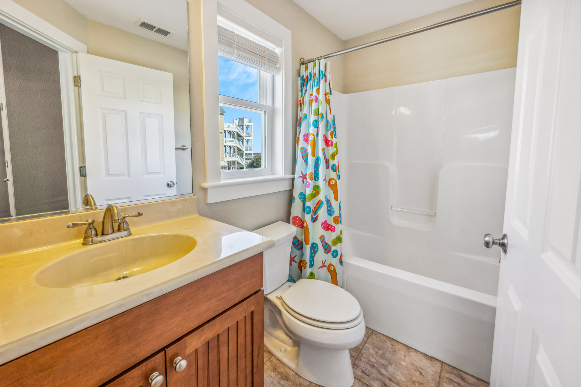 Surf Or Sound Realty 867 Caribbean Paradise Bedroom 8 2