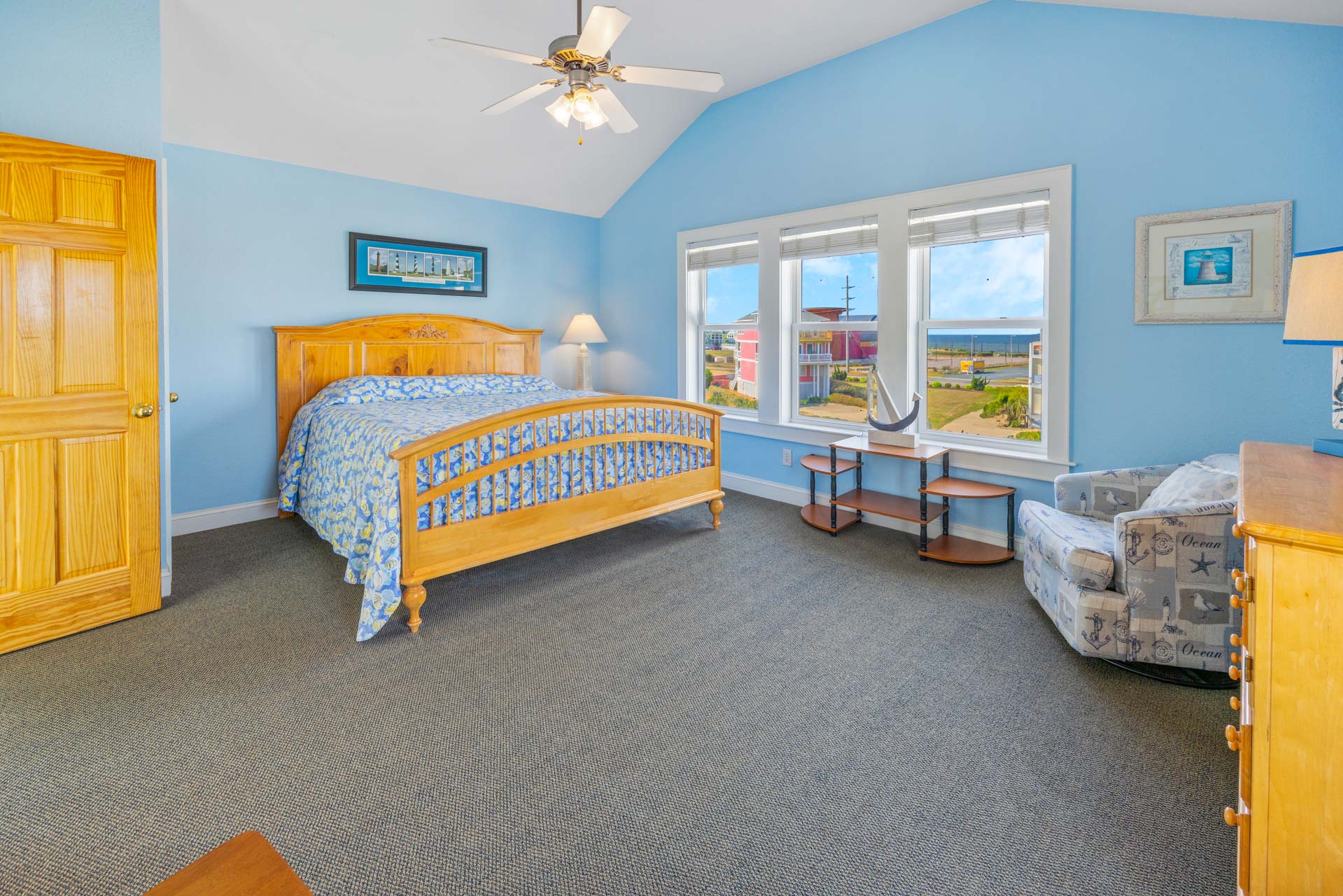 Surf Or Sound Realty 595 Tropical Paradise Bedroom 1 2