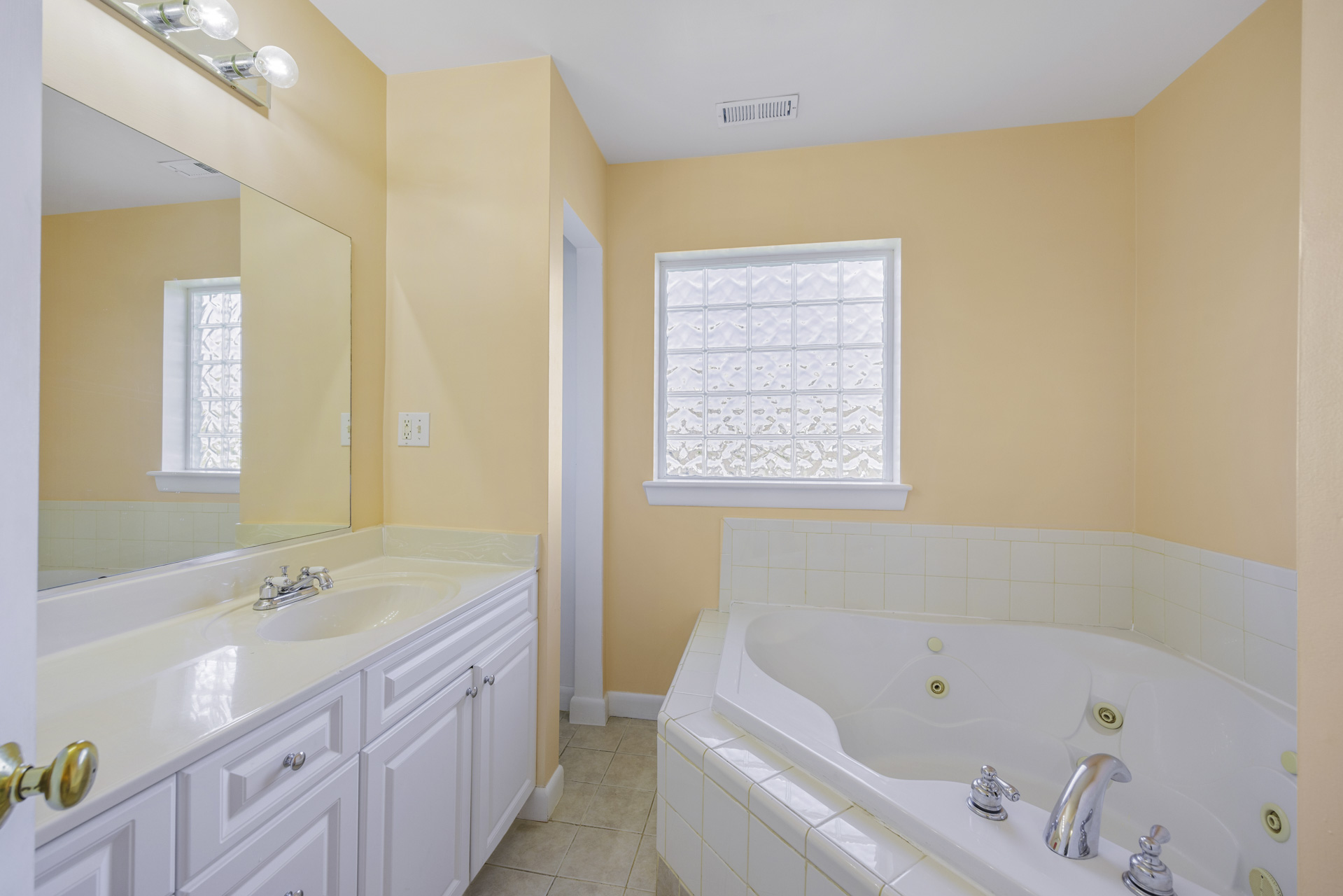 Surf Or Sound Realty 411 Surf Dogs Bedroom 3 3