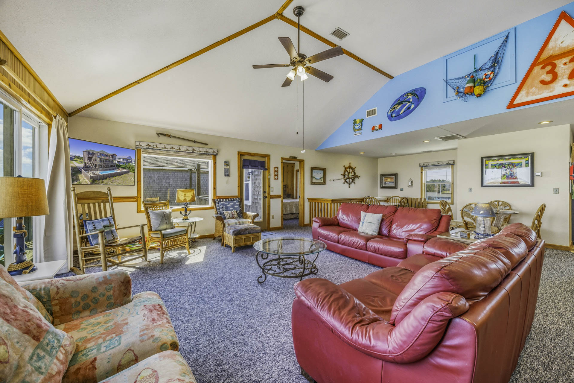 Surf Or Sound Realty 1230 Hideaway East Great Room 3