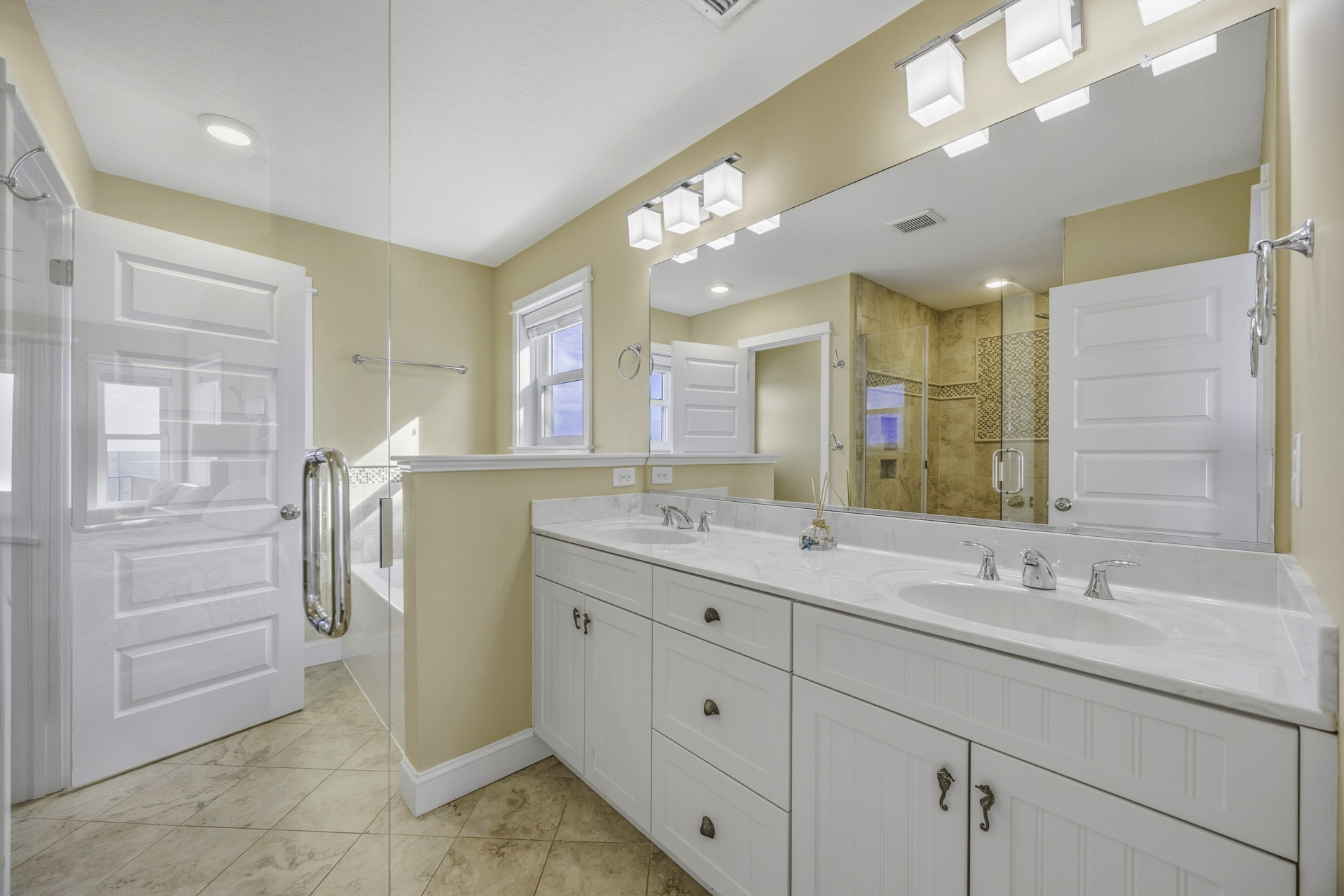 Surf Or Sound Realty 962 Blown Away Bedroom 1 1