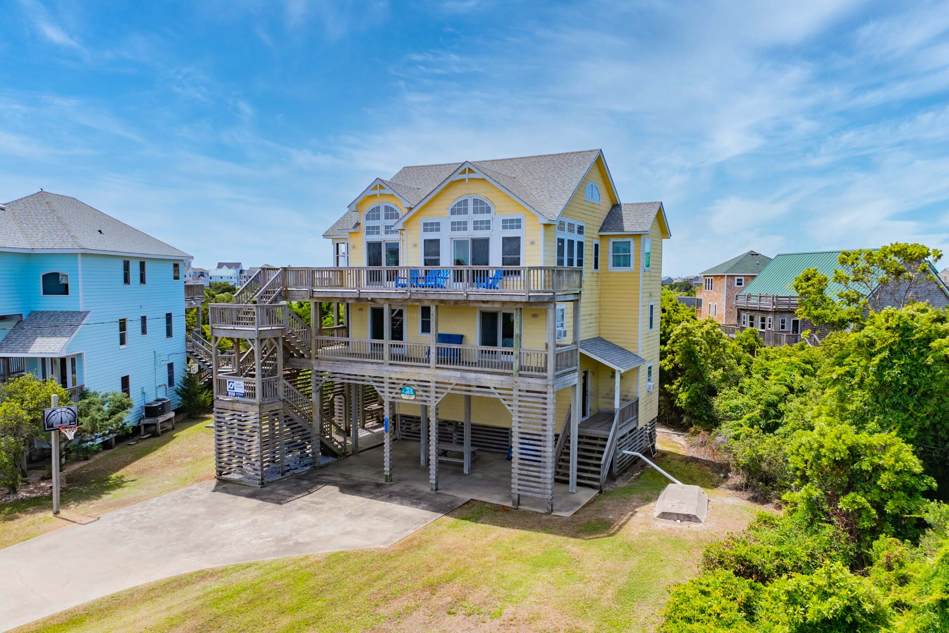 Surf Or Sound Realty 157 So Right Exterior 2