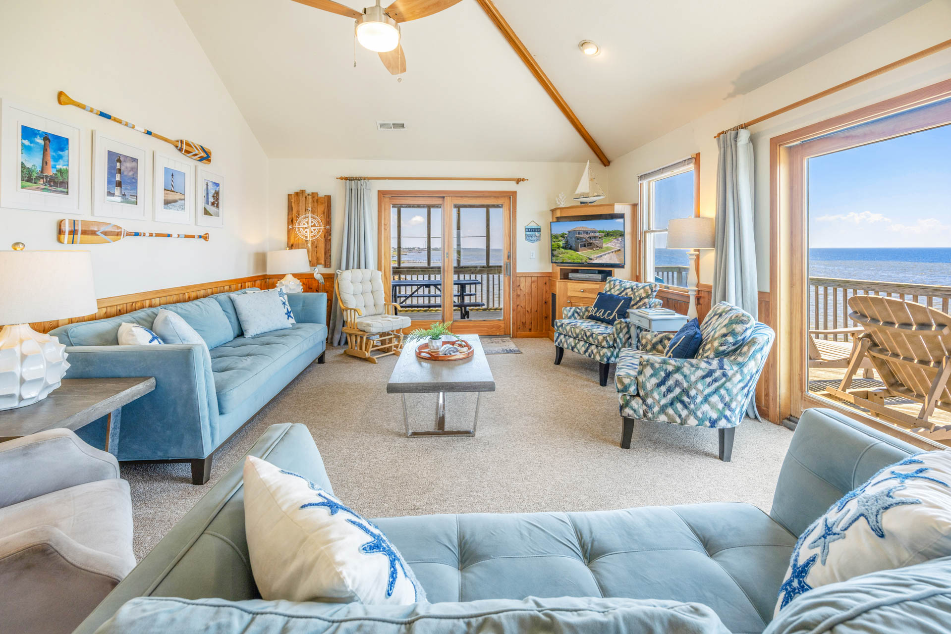 Surf Or Sound Realty 165 Aeolus Great Room 2