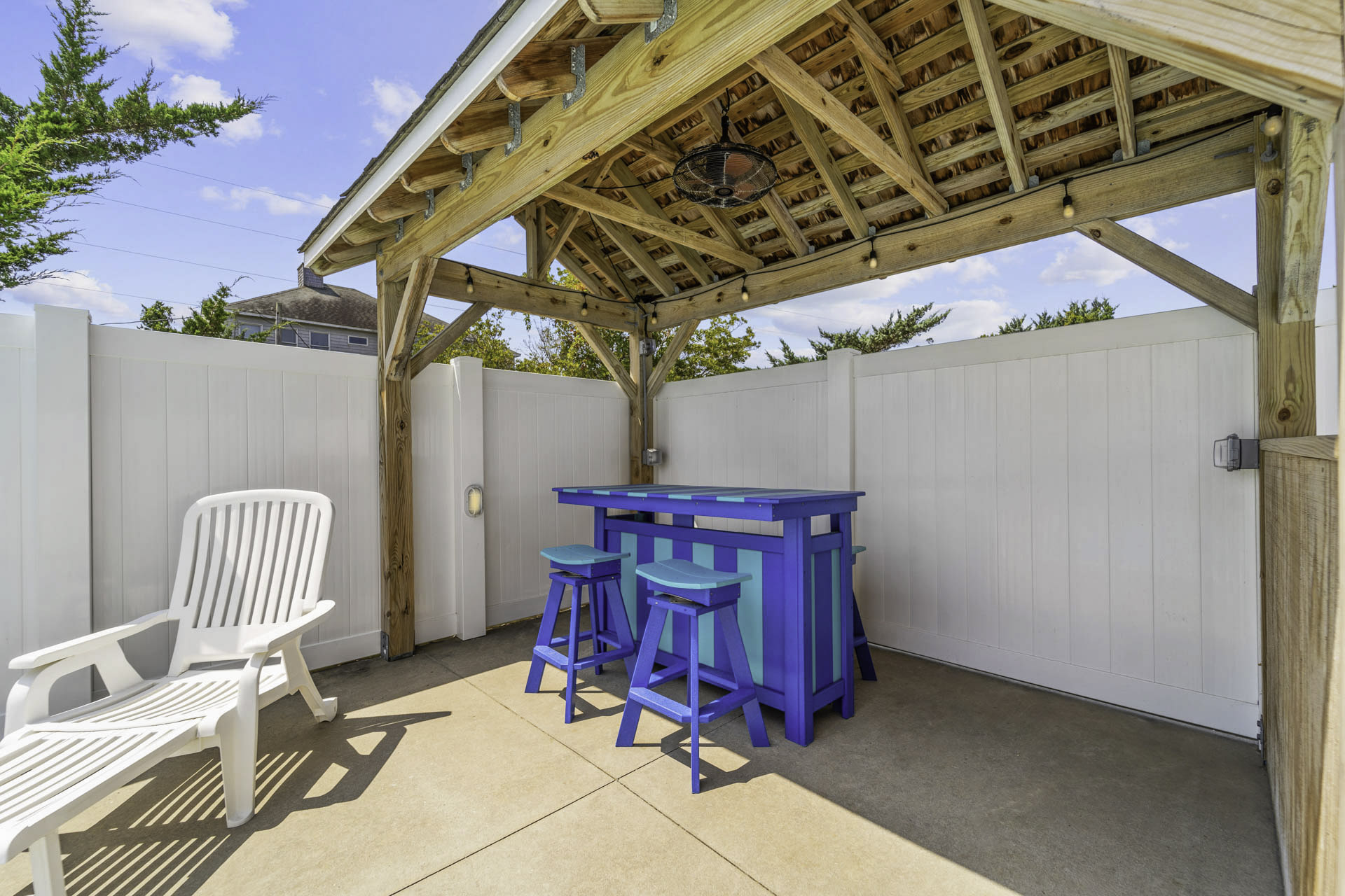 Surf Or Sound Realty 1243 September Breeze Pool Area 3