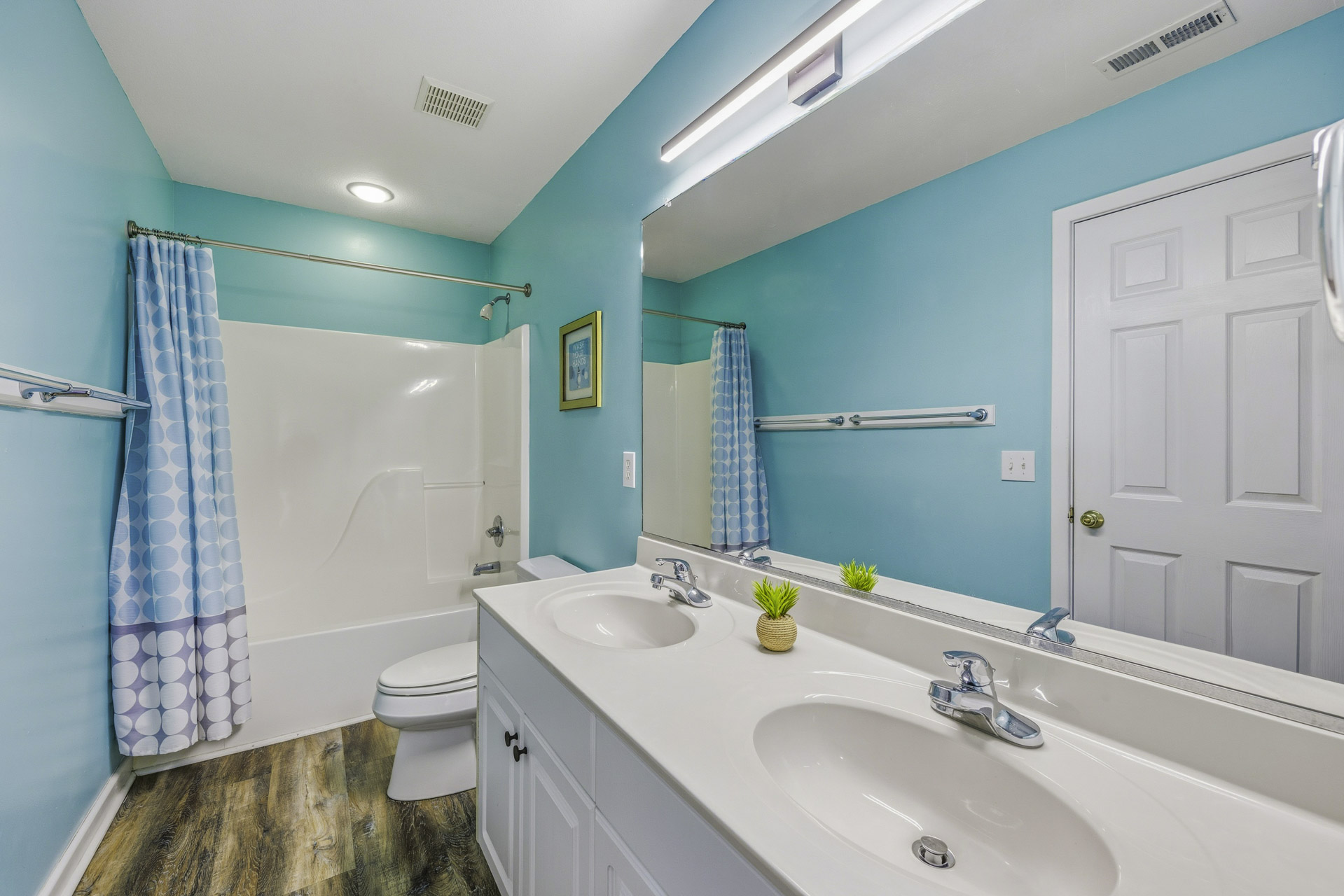 Surf Or Sound Realty 260 Gone With The Wind Bedroom 4 3