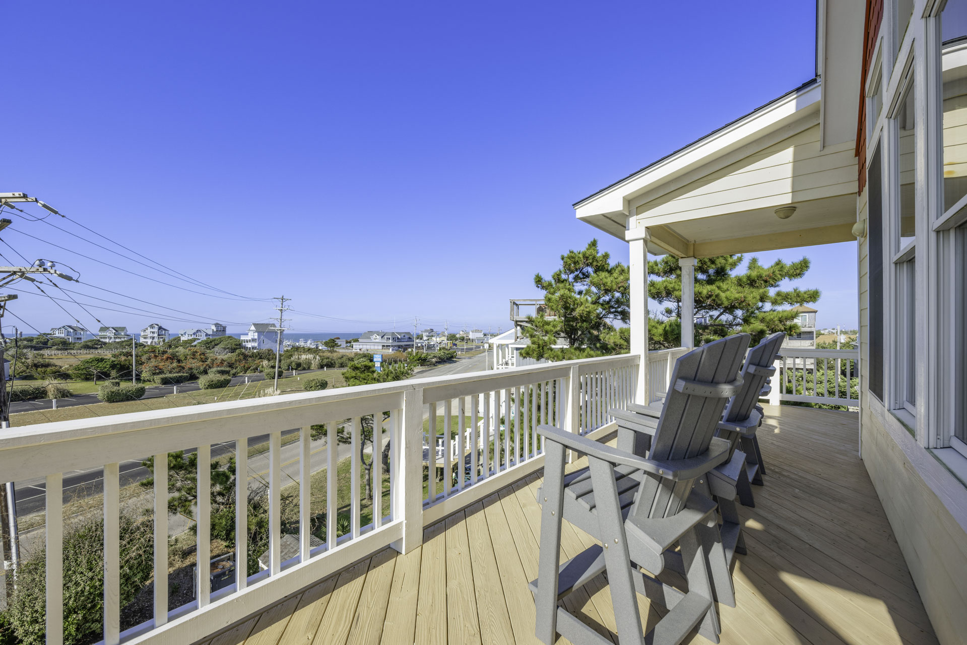 Surf Or Sound Realty 528 Hatteras Seaduction Deck 2